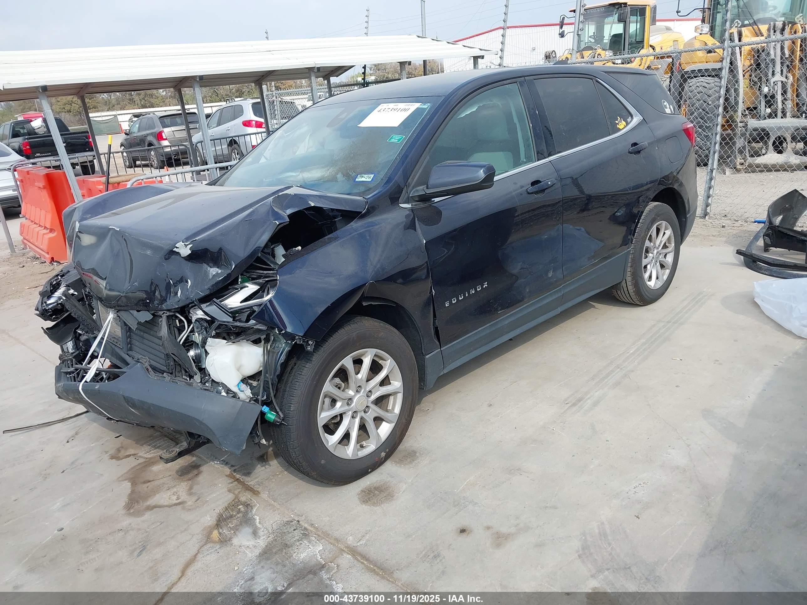CHEVROLET EQUINOX image 2
