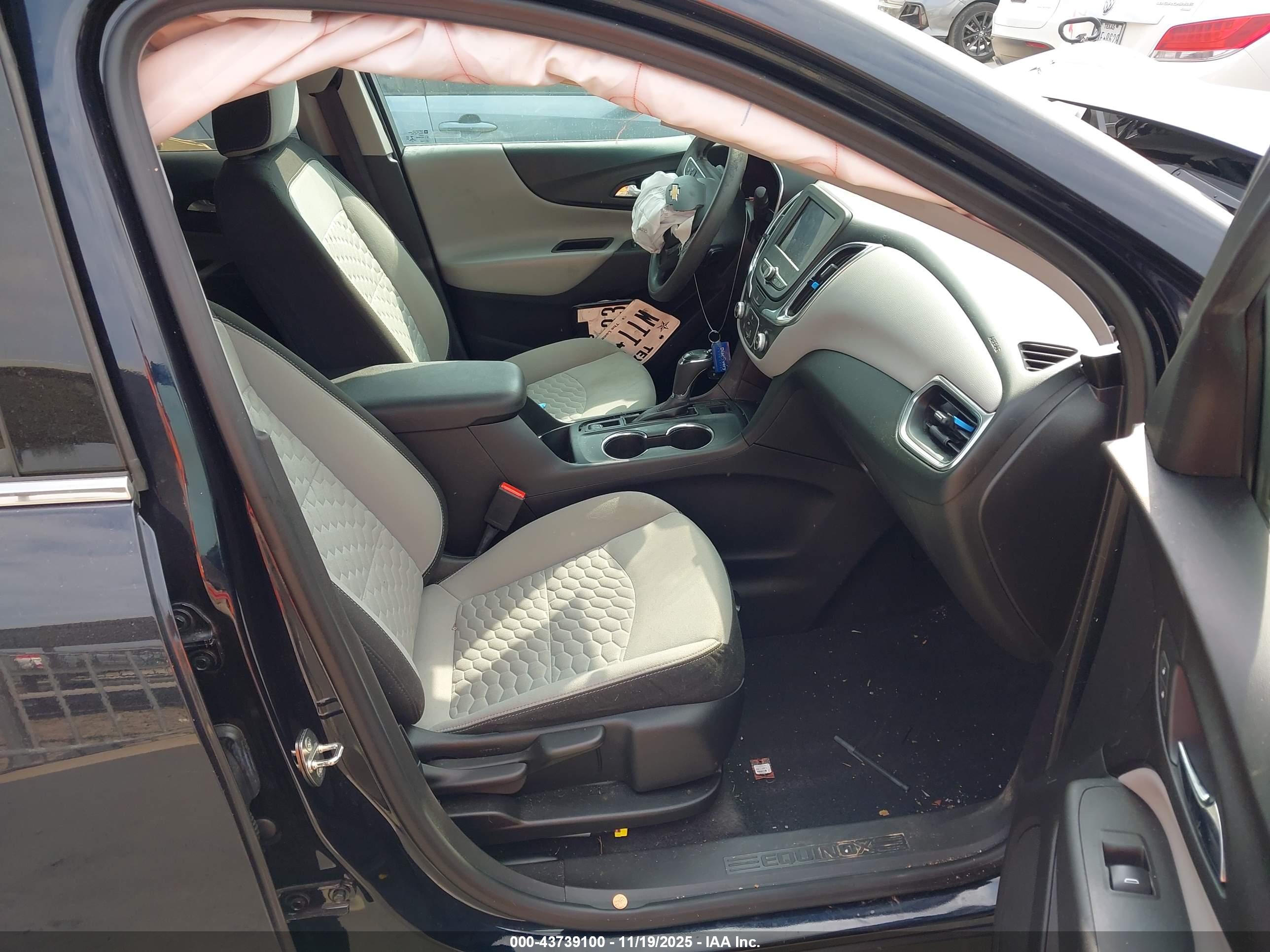 CHEVROLET EQUINOX image 5