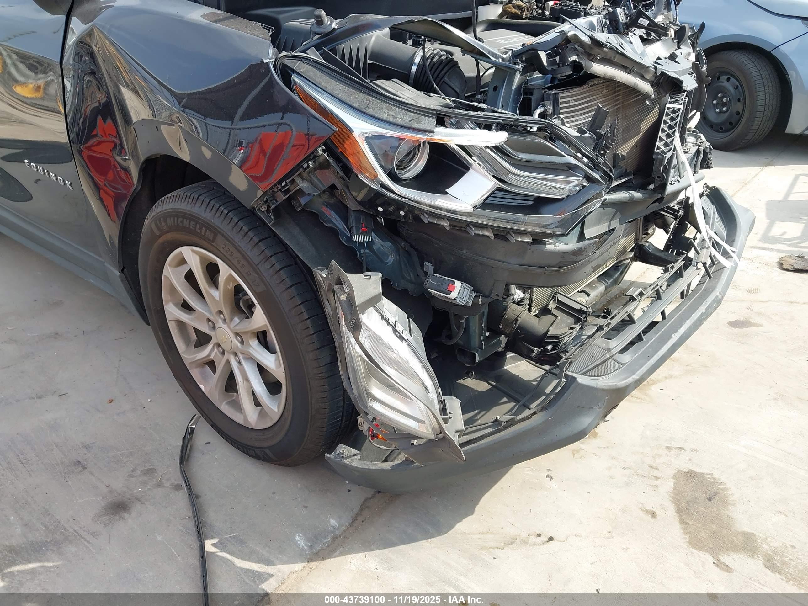 CHEVROLET EQUINOX image 6