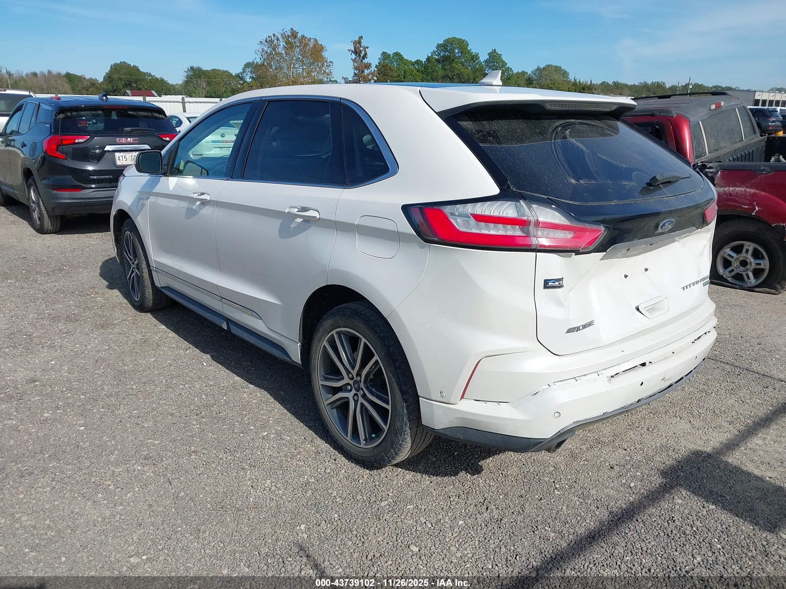 FORD EDGE image 3