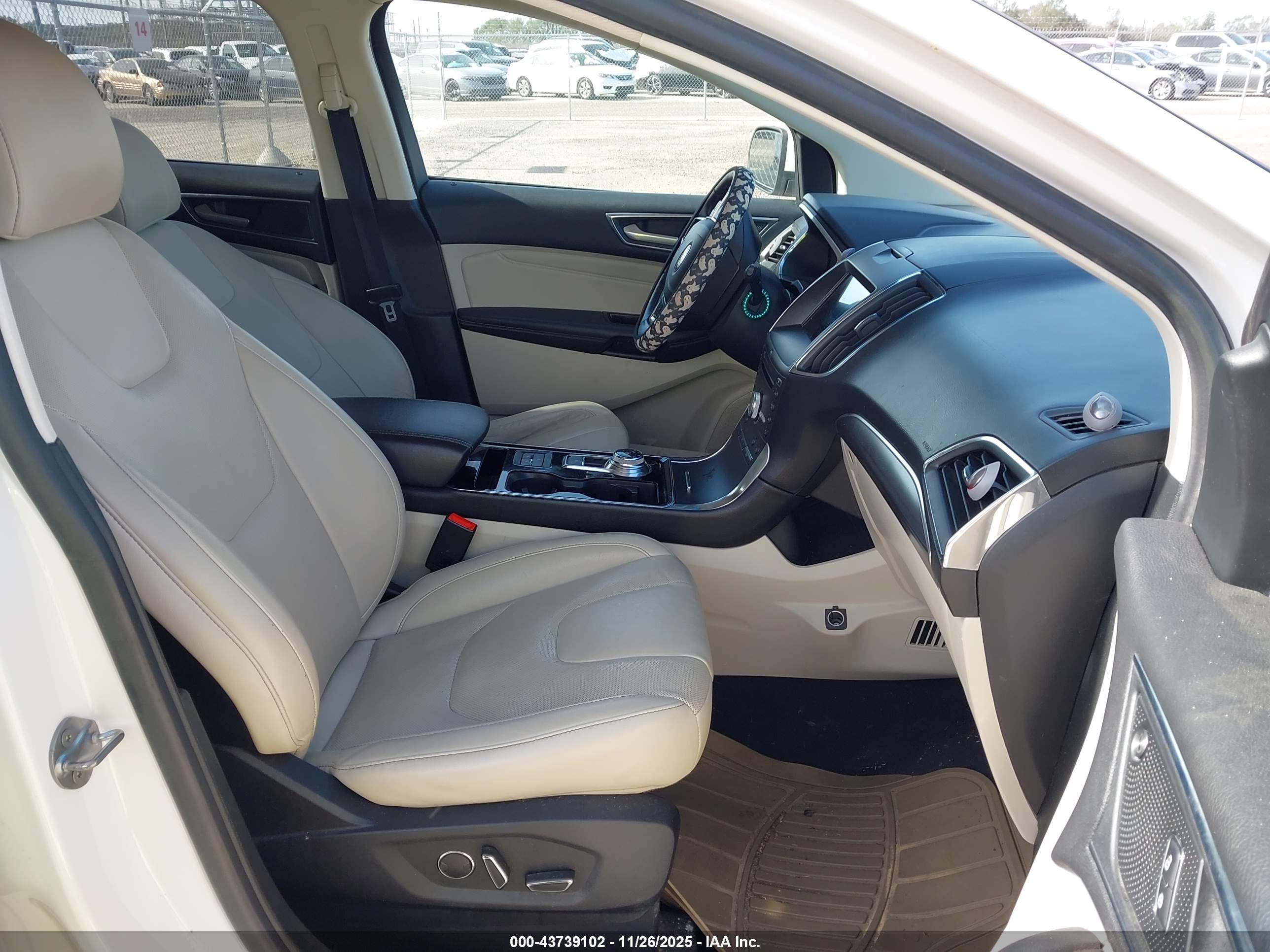 FORD EDGE image 5