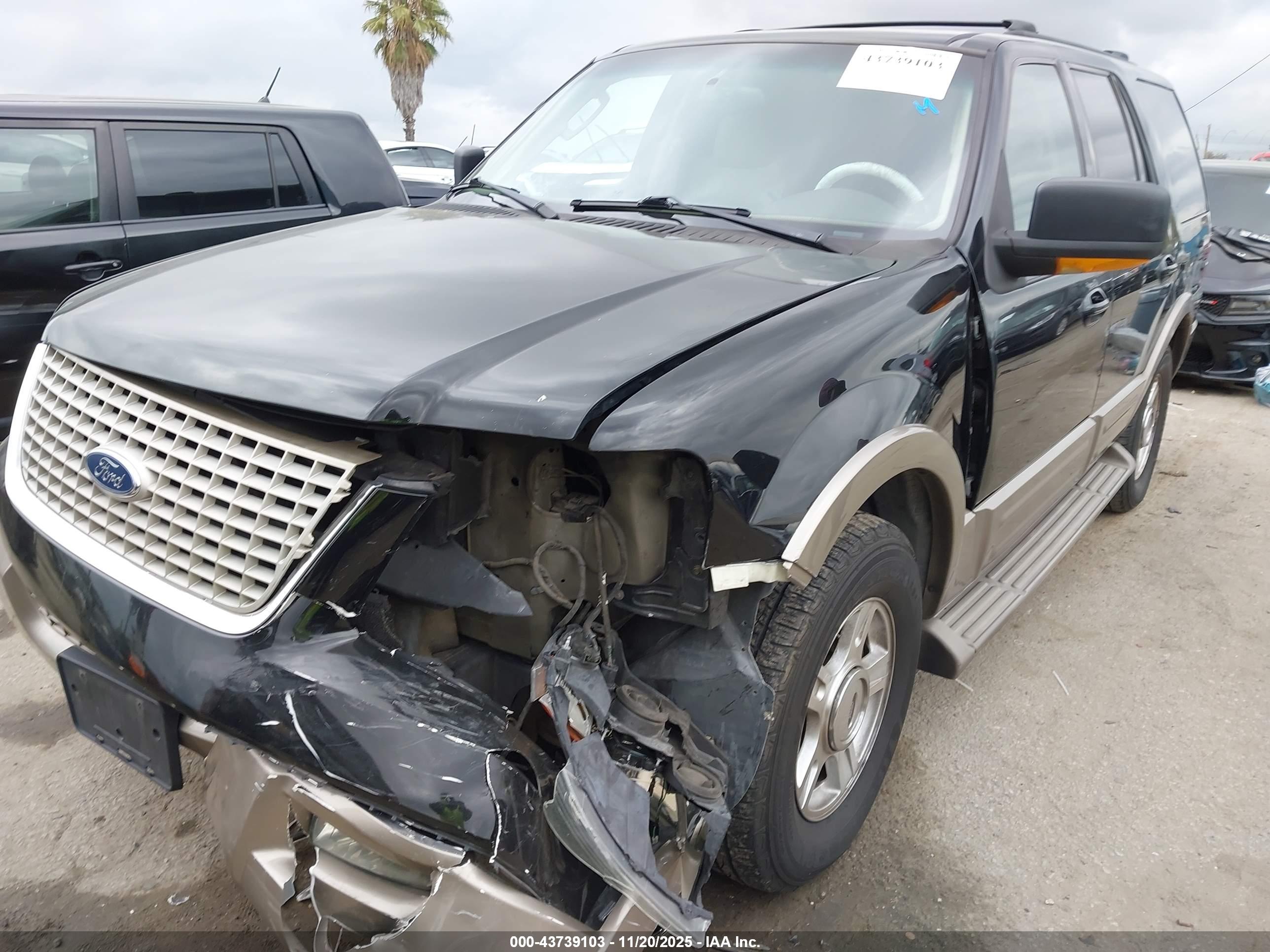 FORD EXPEDITION image 6