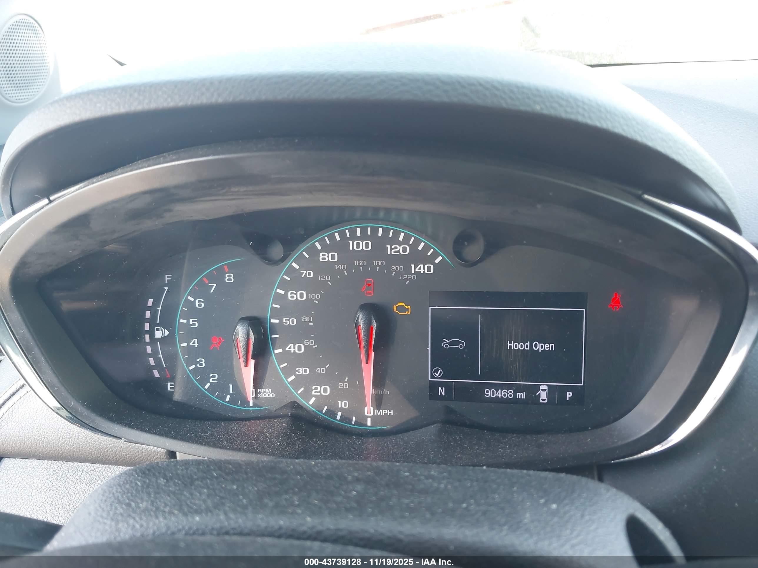 CHEVROLET TRAX image 7