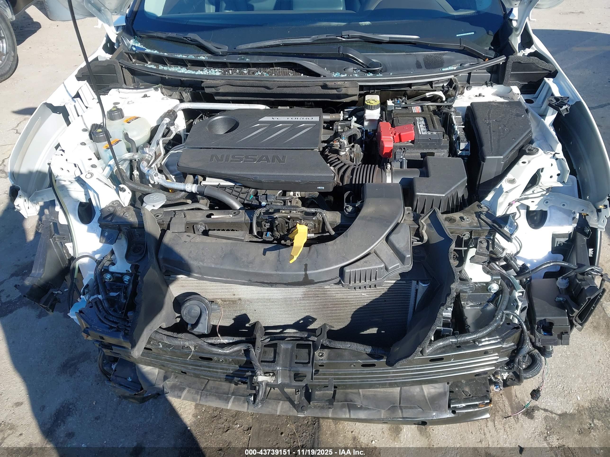 NISSAN ROGUE image 10