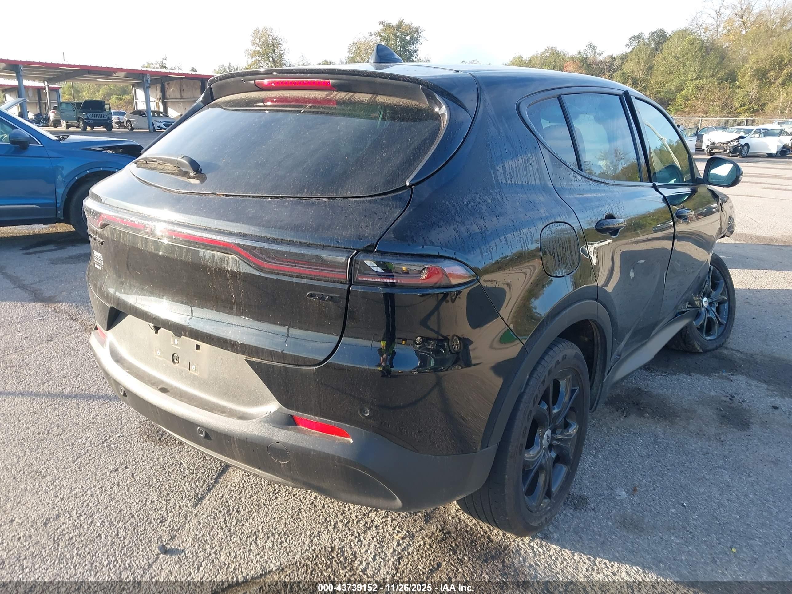DODGE HORNET image 4