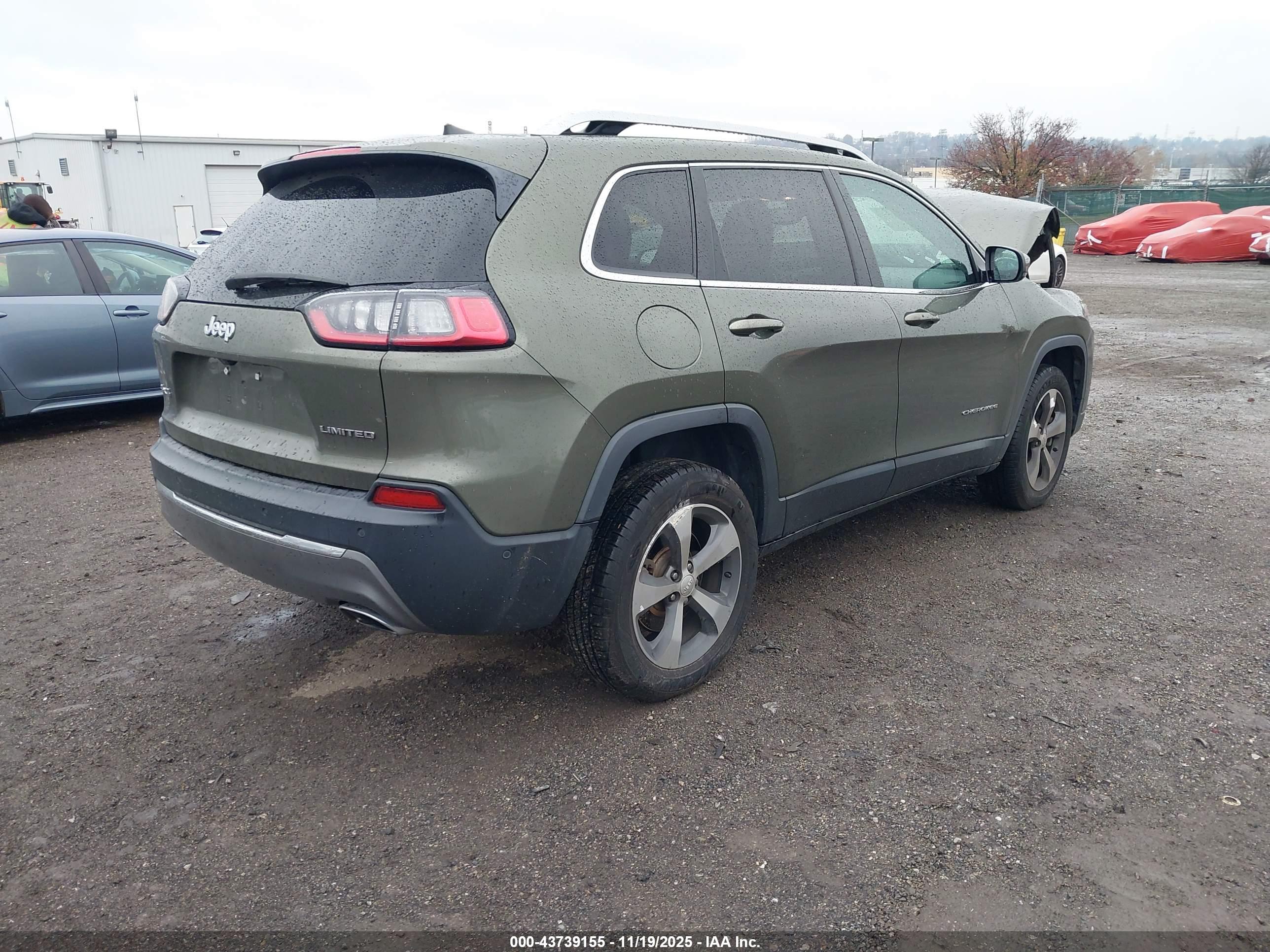 JEEP CHEROKEE image 4