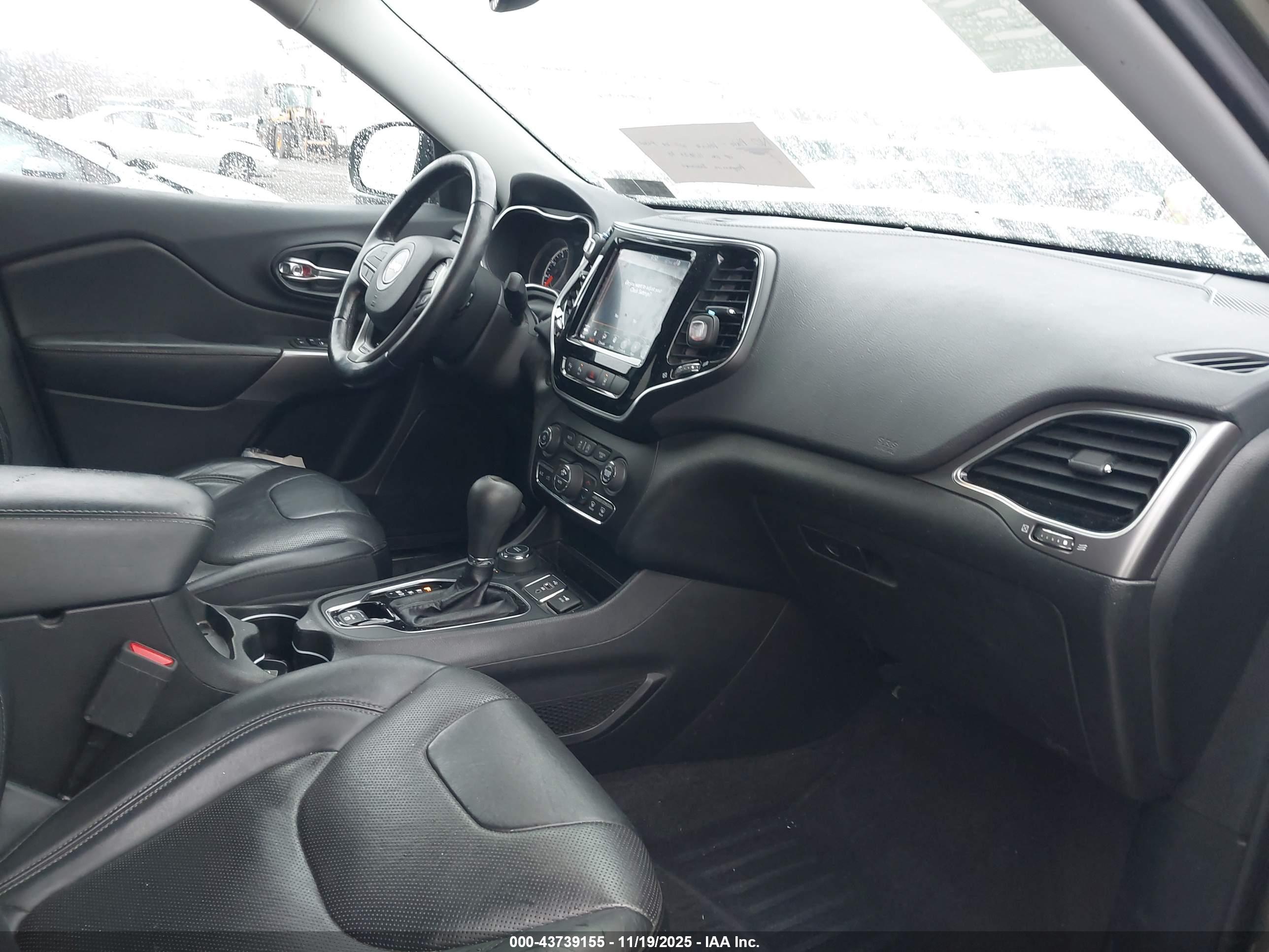 JEEP CHEROKEE image 5