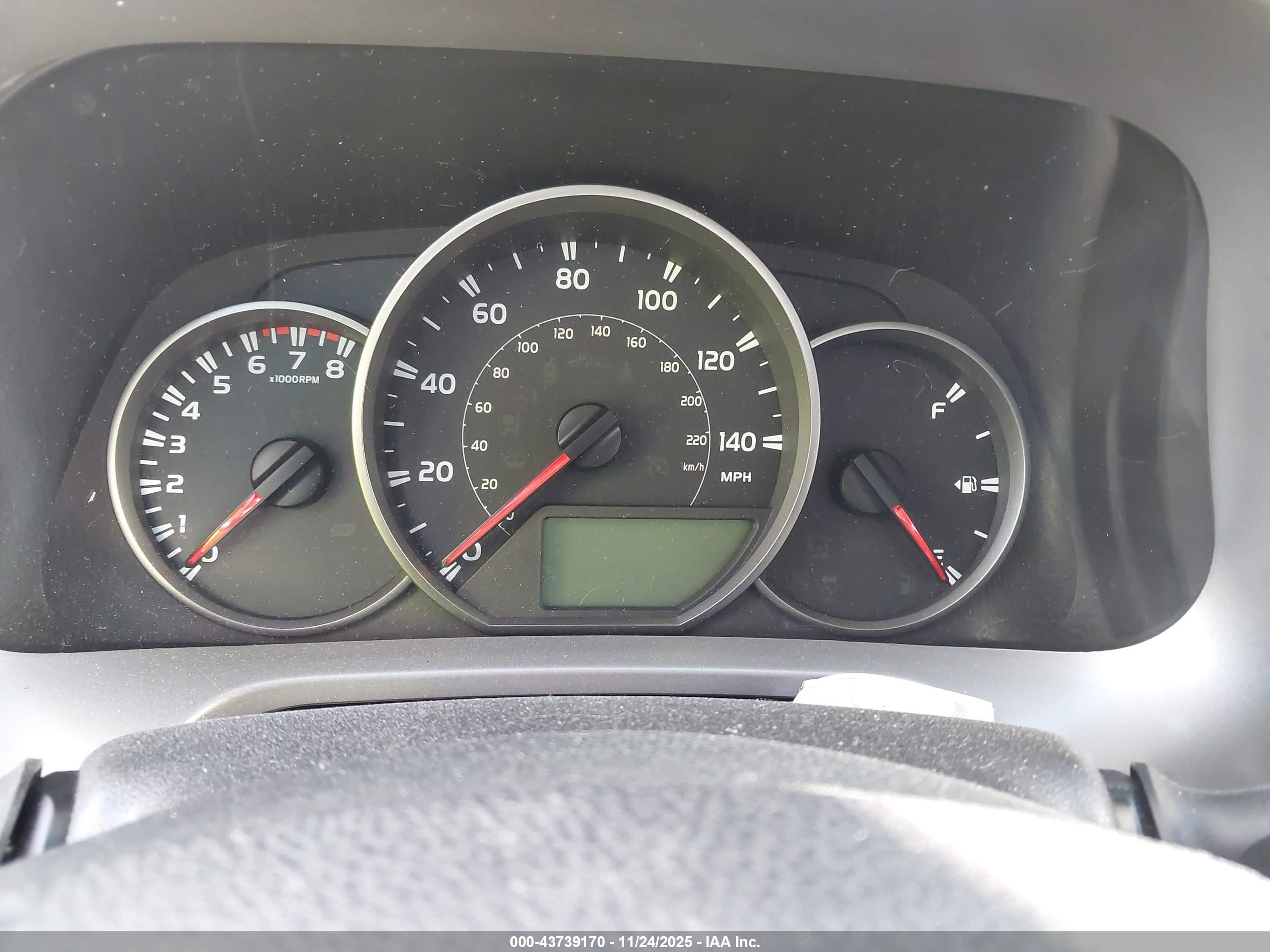 TOYOTA RAV4 image 7