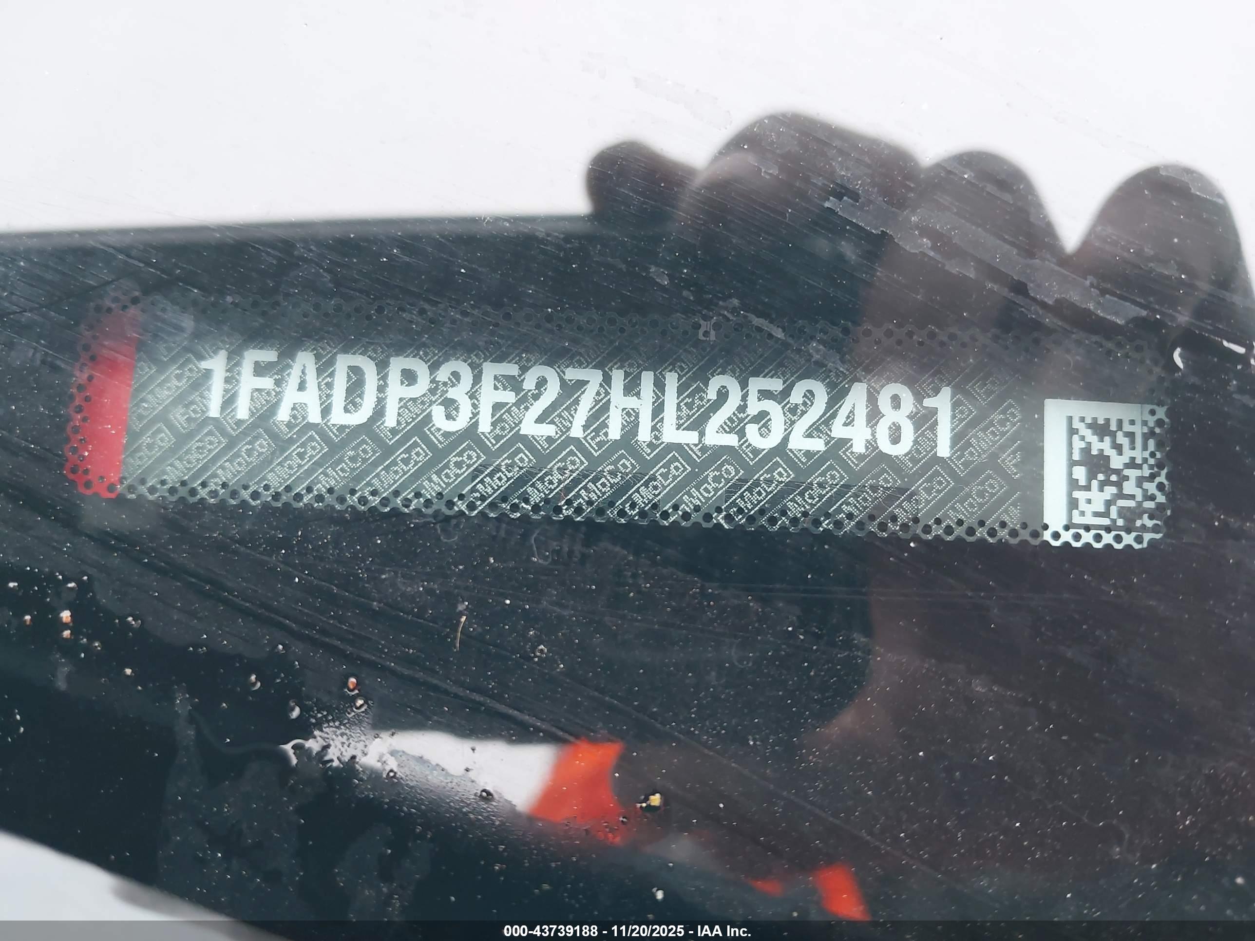 FORD FOCUS image 9