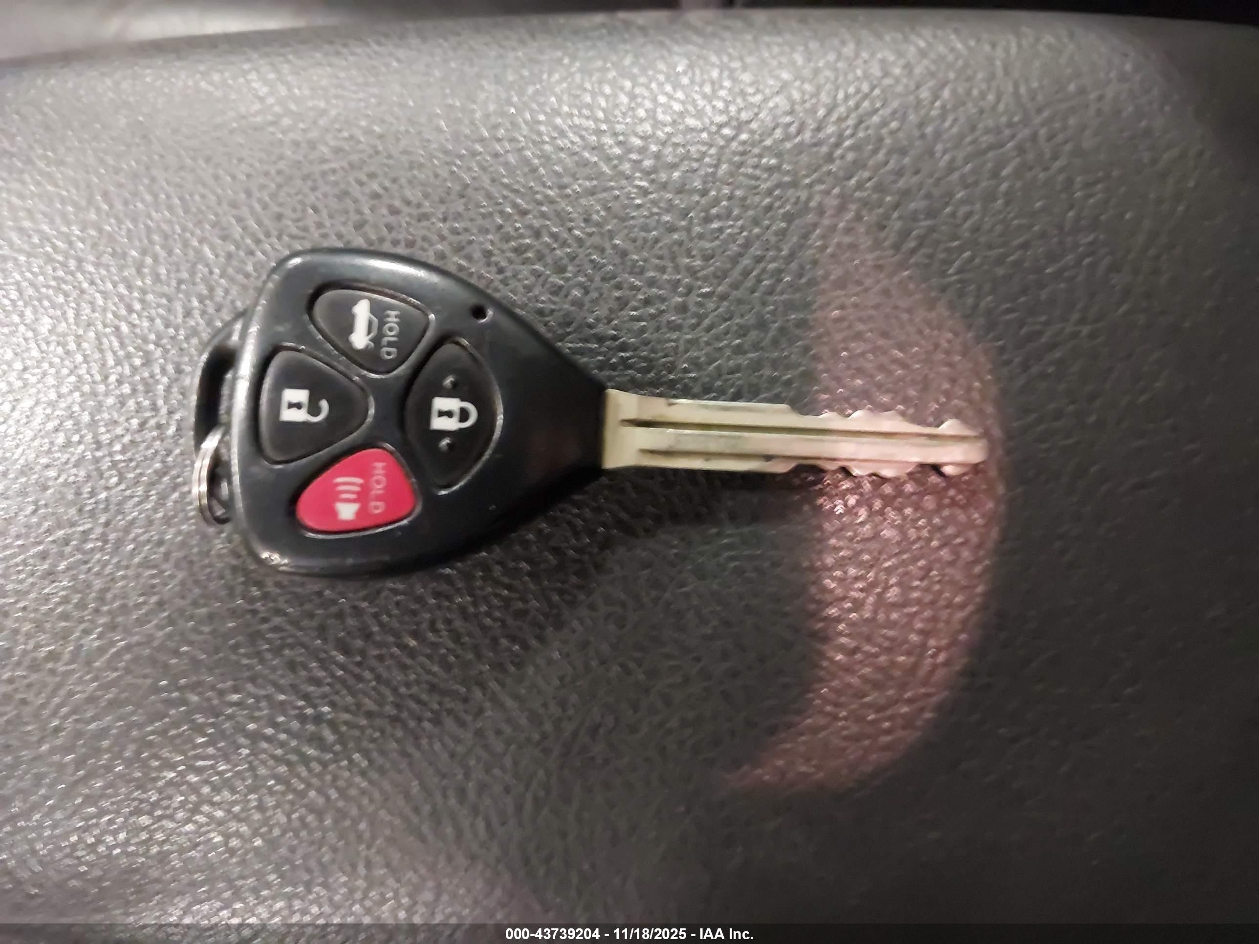 TOYOTA COROLLA image 11