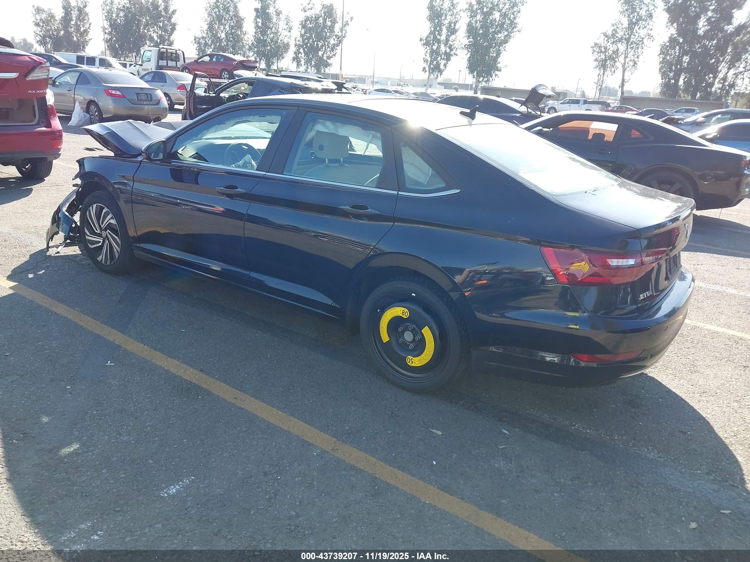 VOLKSWAGEN JETTA image 3