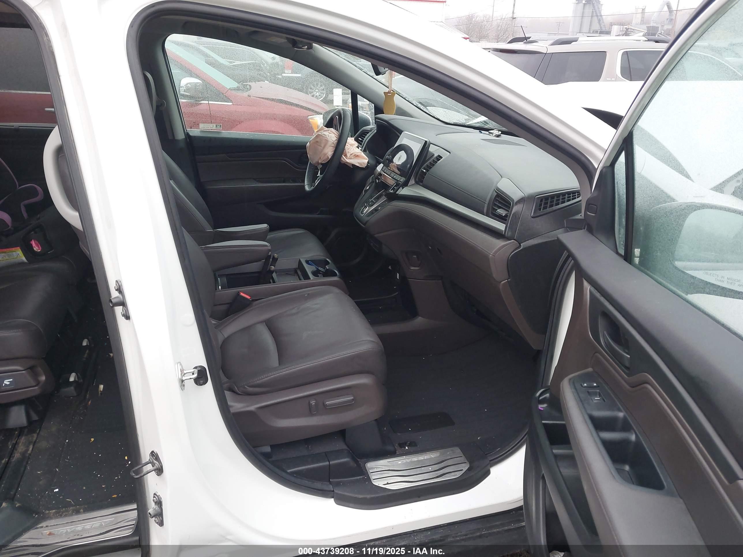 HONDA ODYSSEY image 5