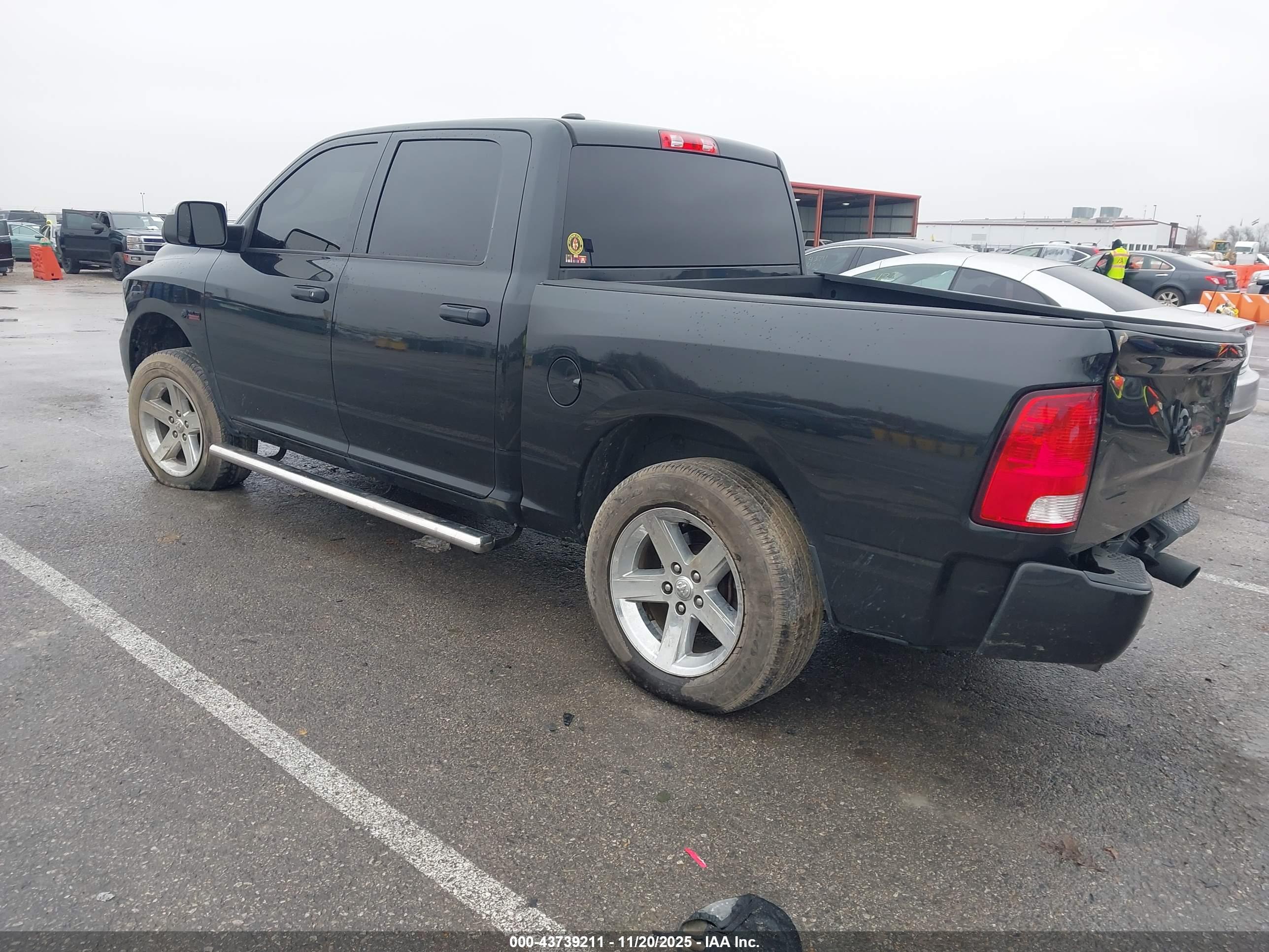 RAM 1500 image 3