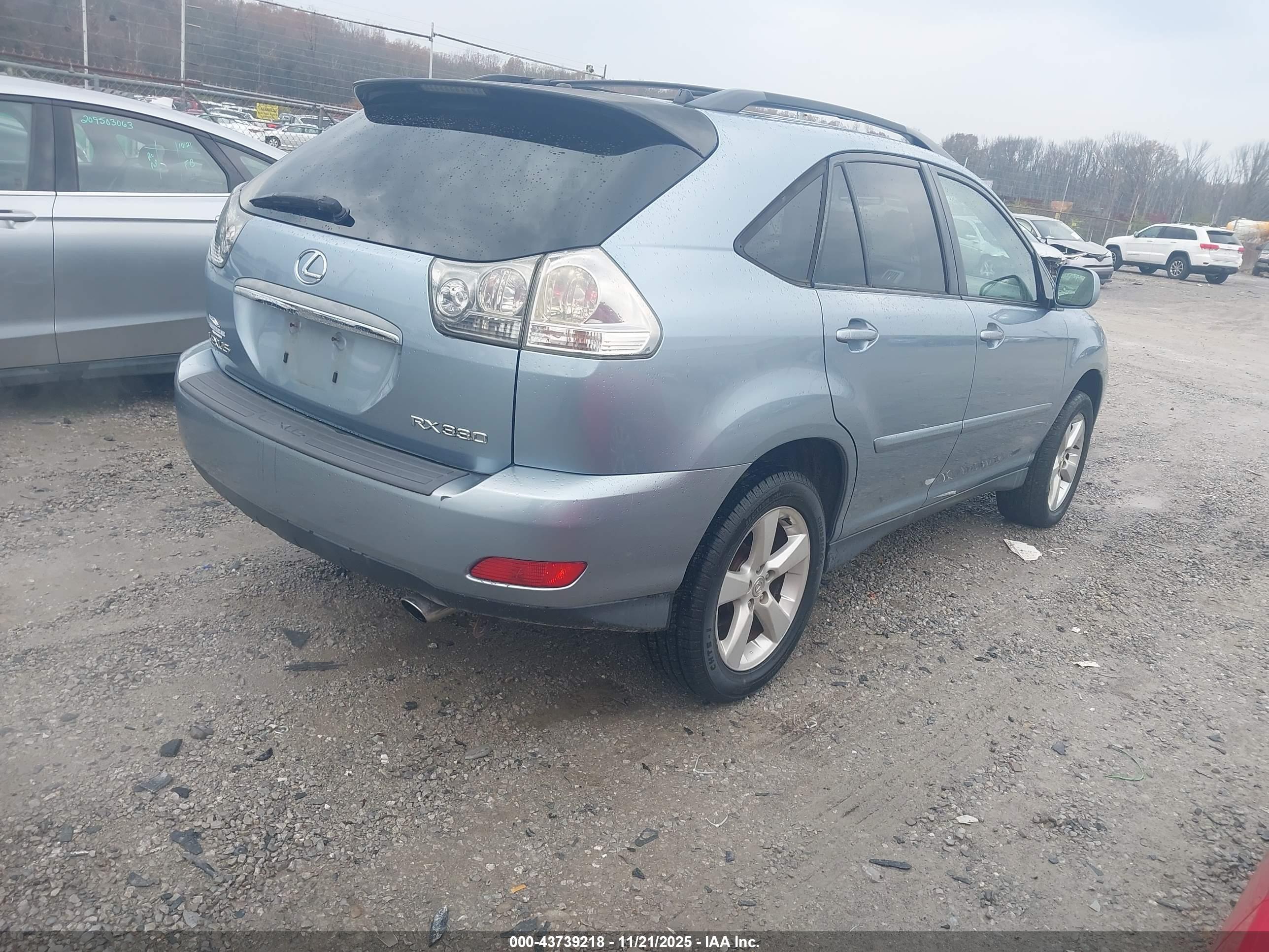 LEXUS RX image 4