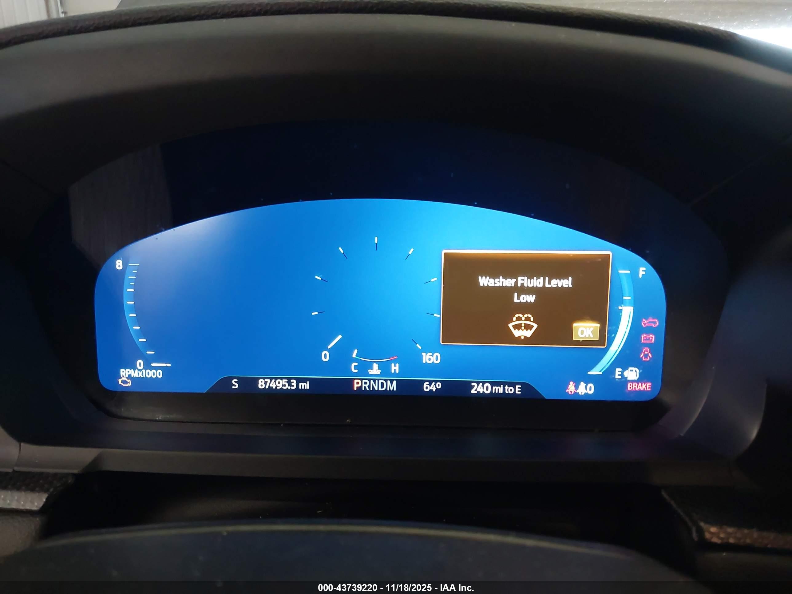 FORD EXPLORER image 7