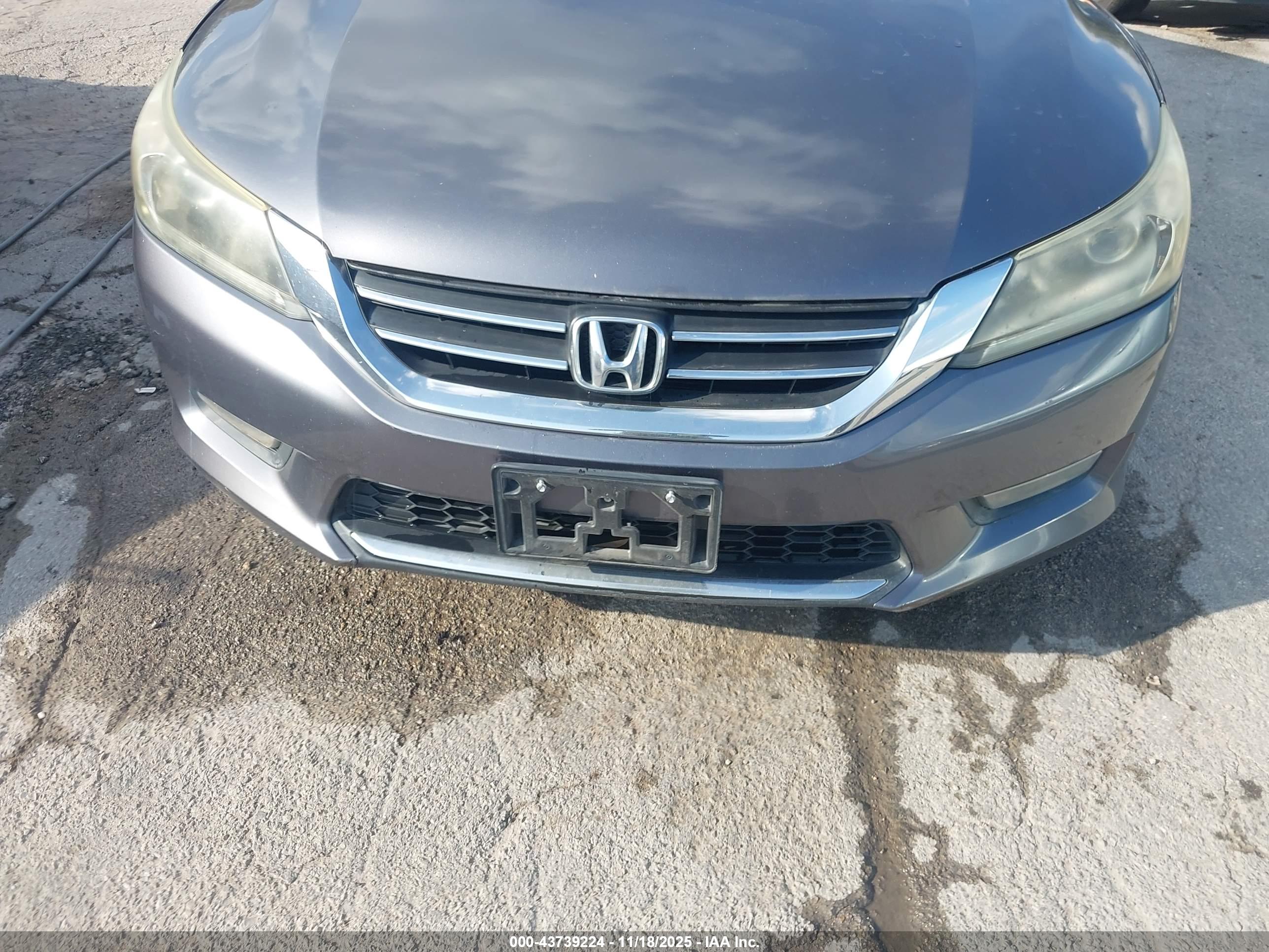 HONDA ACCORD image 6
