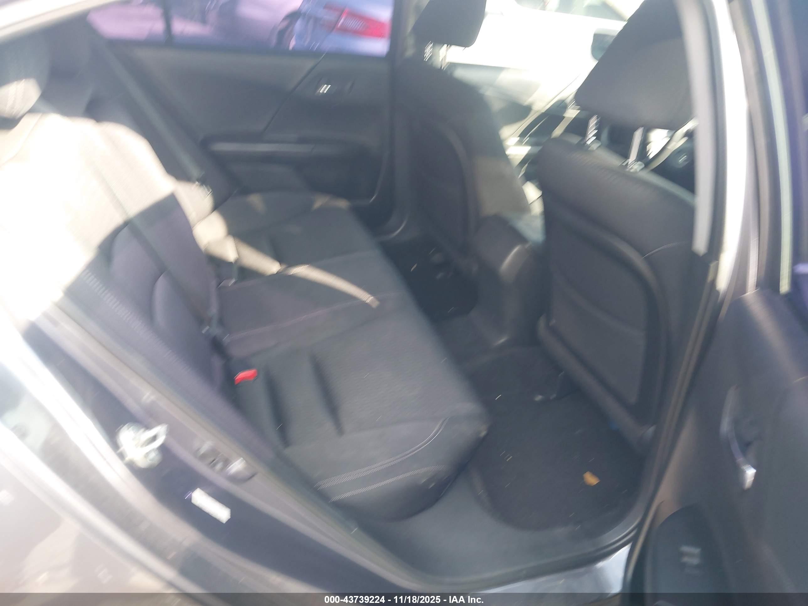 HONDA ACCORD image 8
