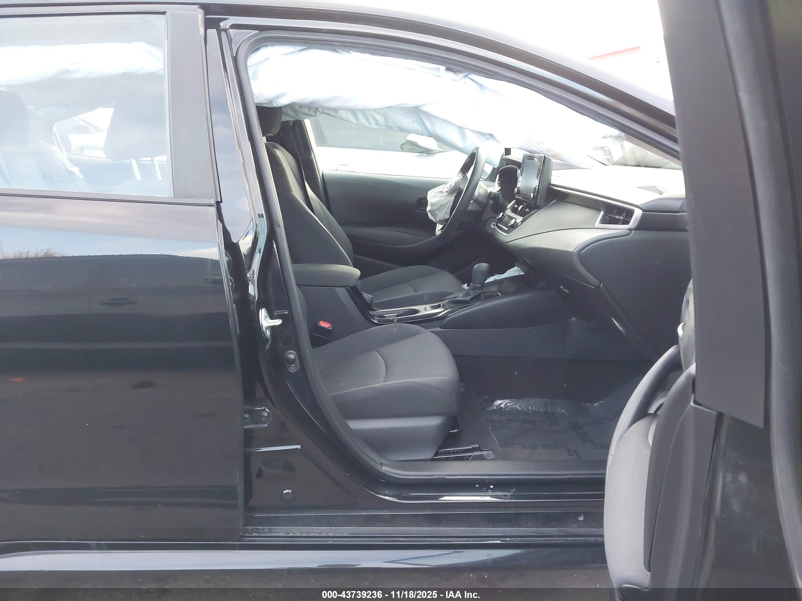 TOYOTA COROLLA image 5