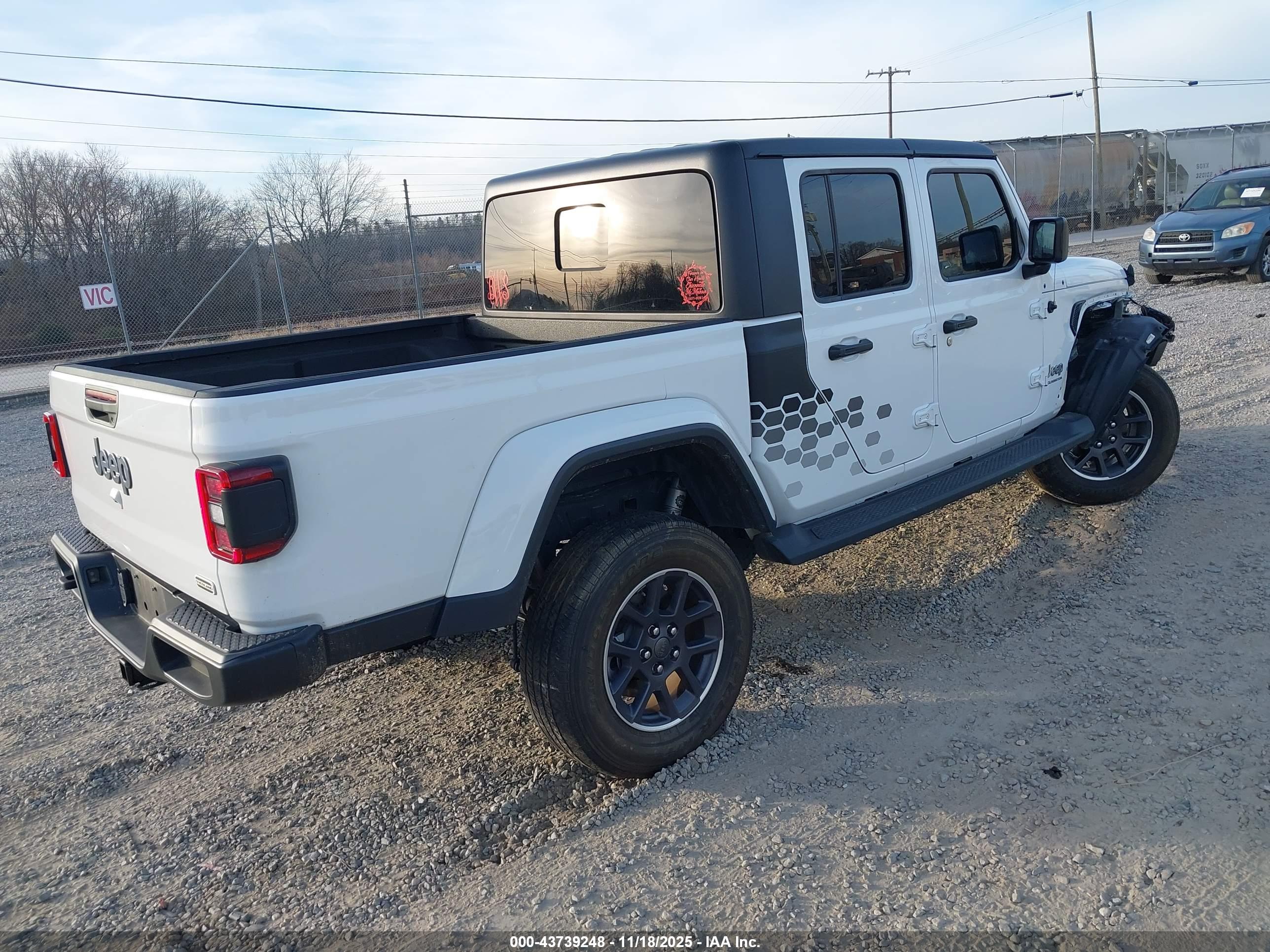 JEEP GLADIATOR image 4