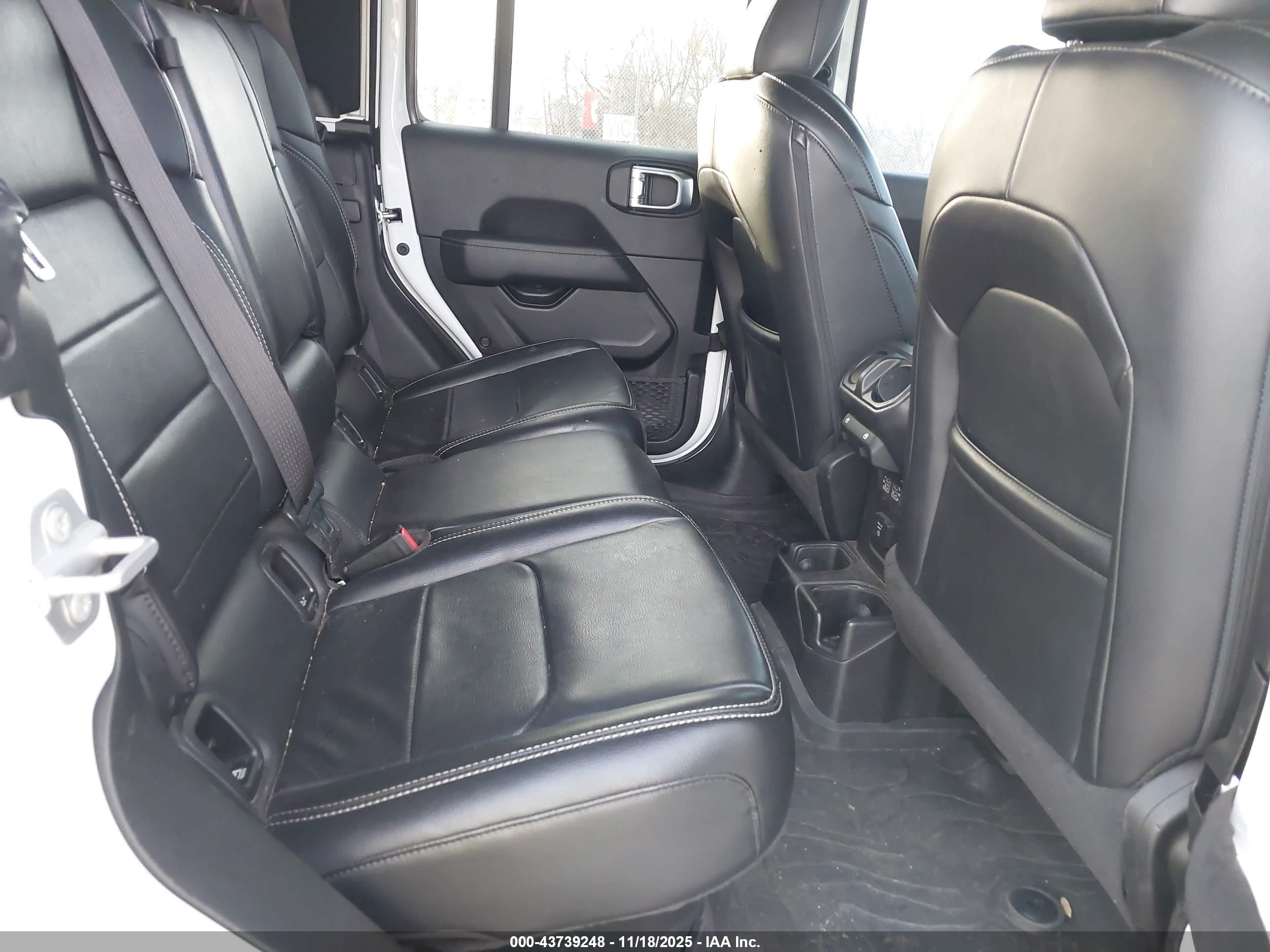 JEEP GLADIATOR image 8