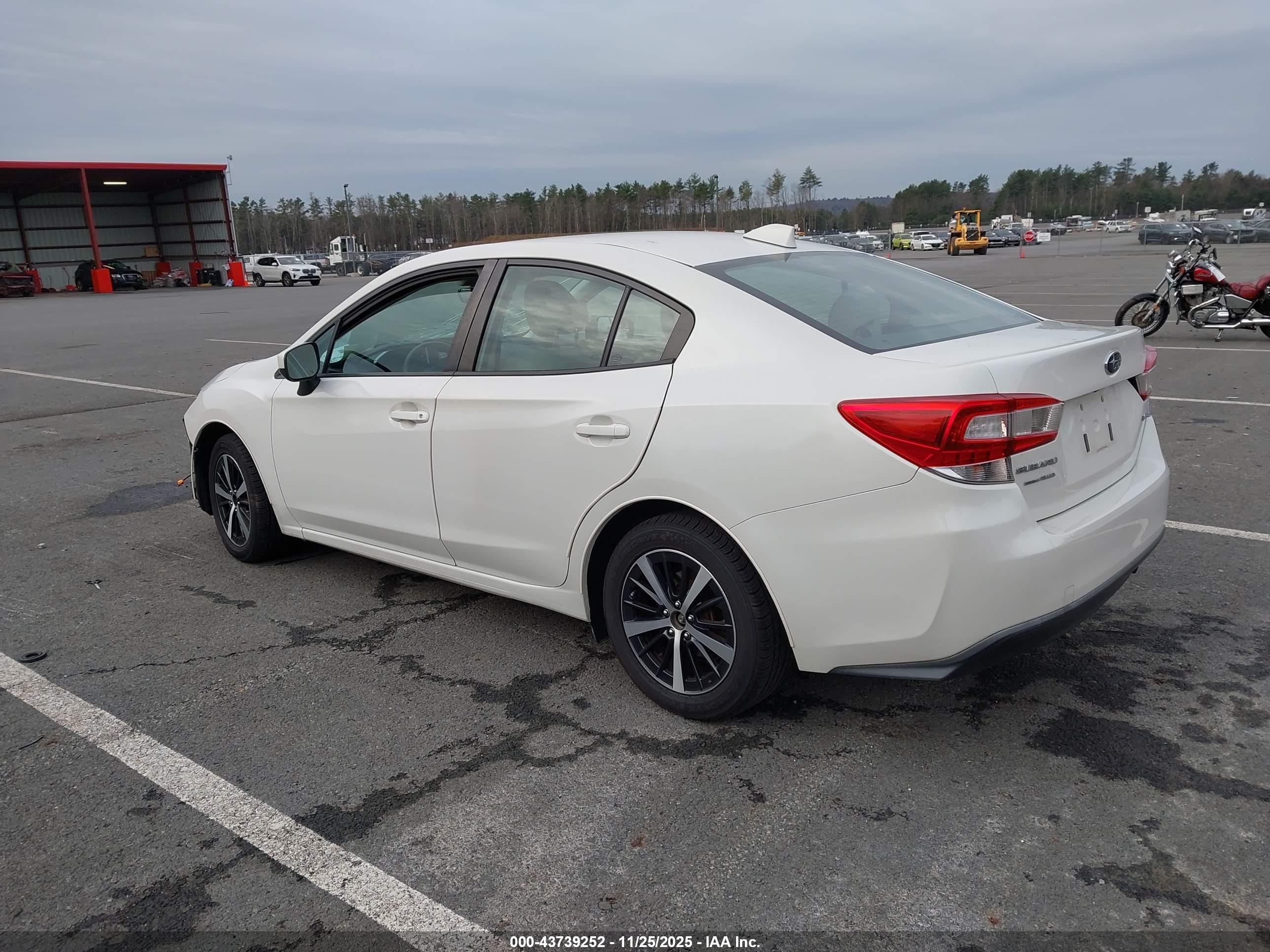SUBARU IMPREZA image 3