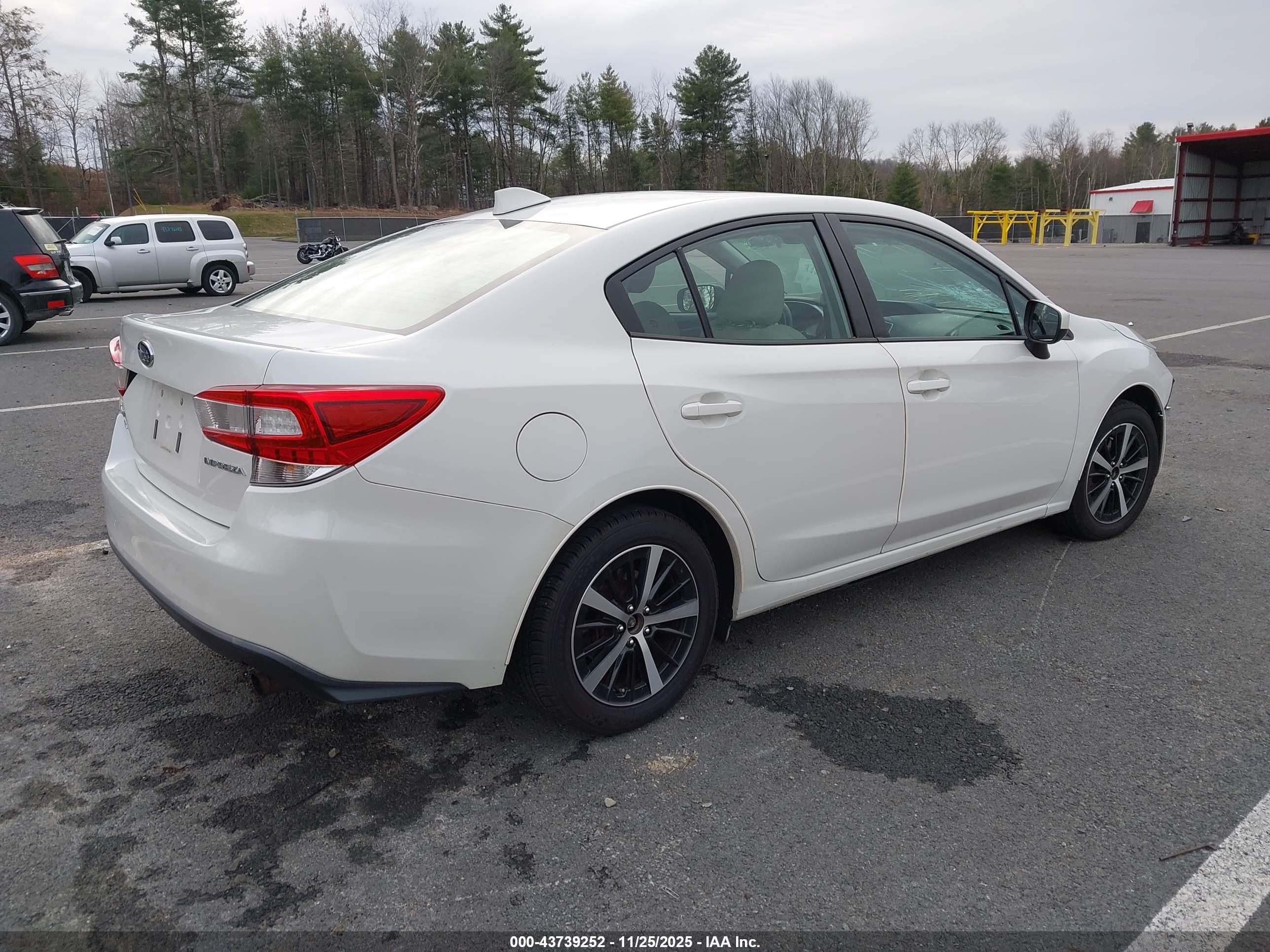 SUBARU IMPREZA image 4