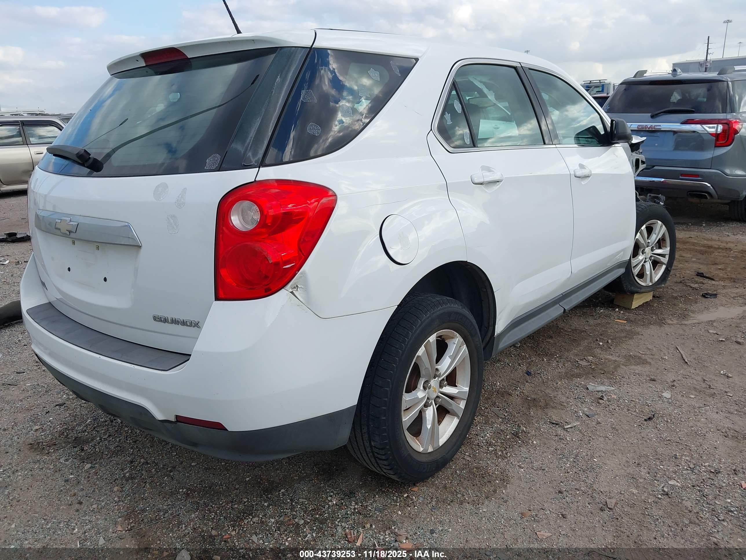 CHEVROLET EQUINOX image 4