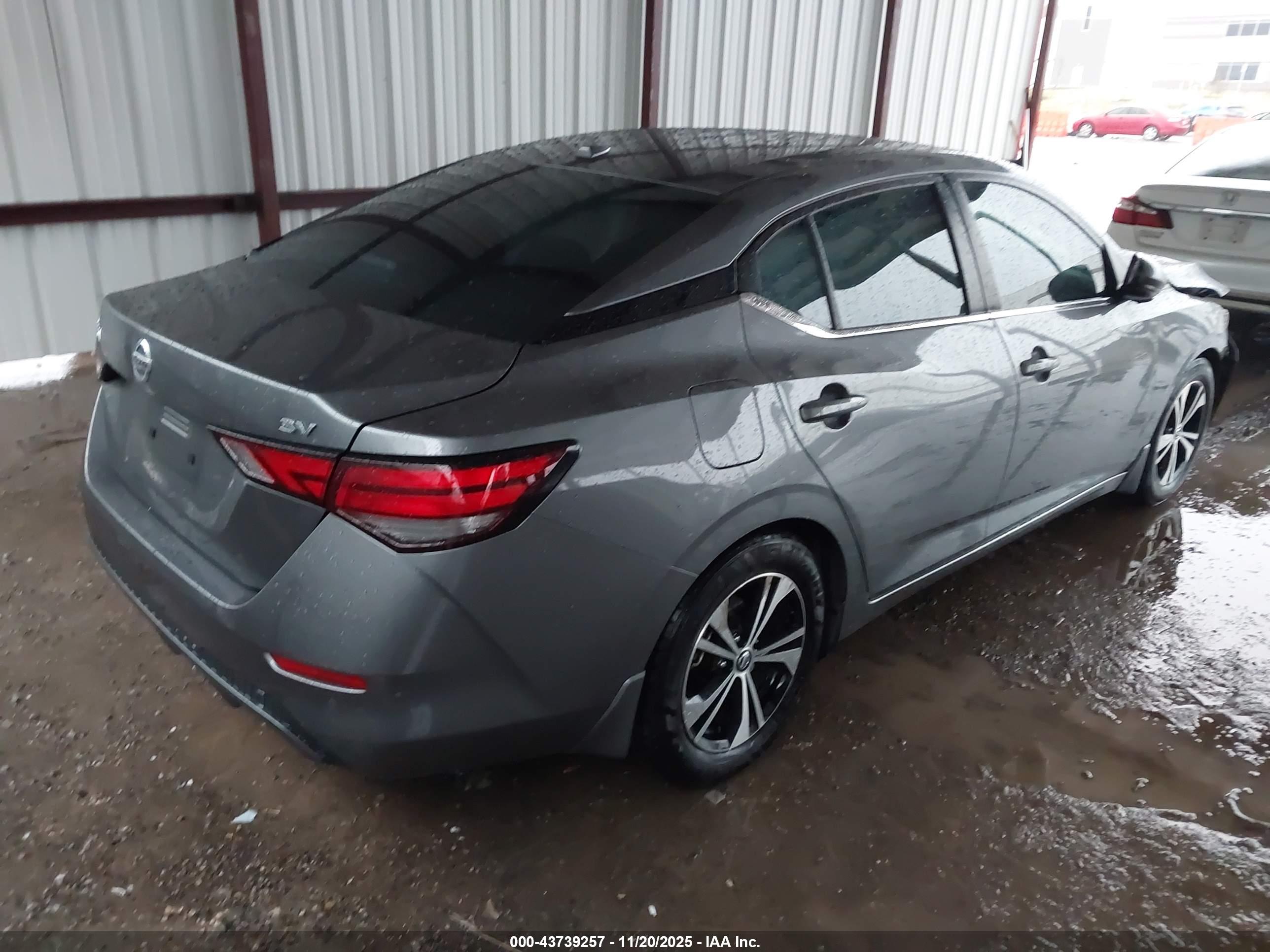 NISSAN SENTRA image 4