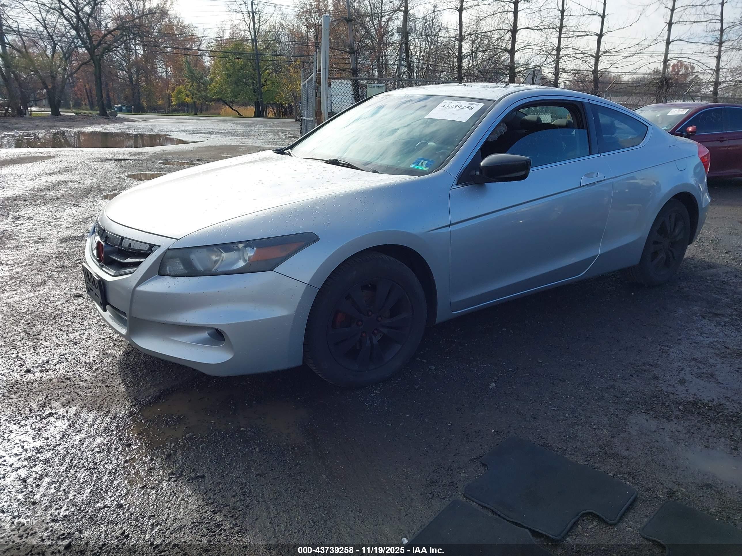 HONDA ACCORD image 2