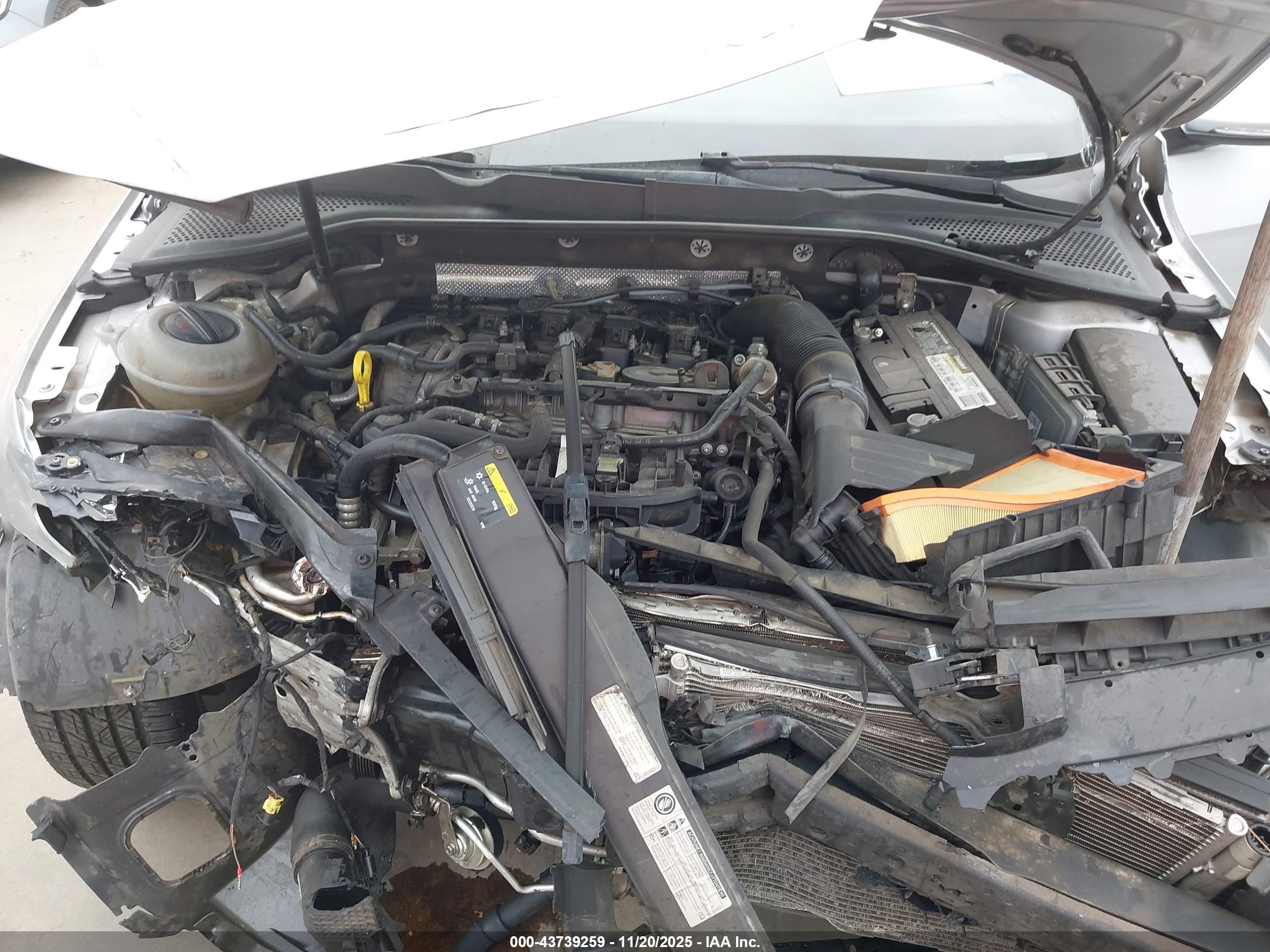VOLKSWAGEN GOLF image 10