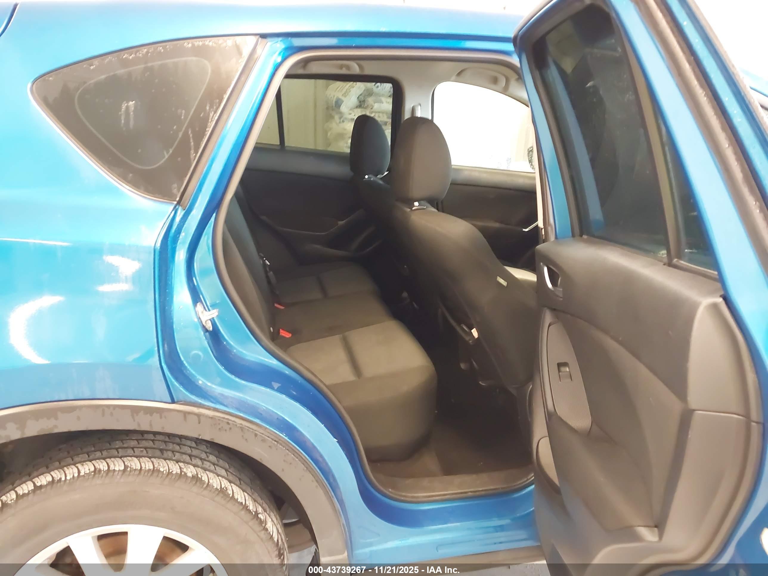MAZDA CX-5 image 8
