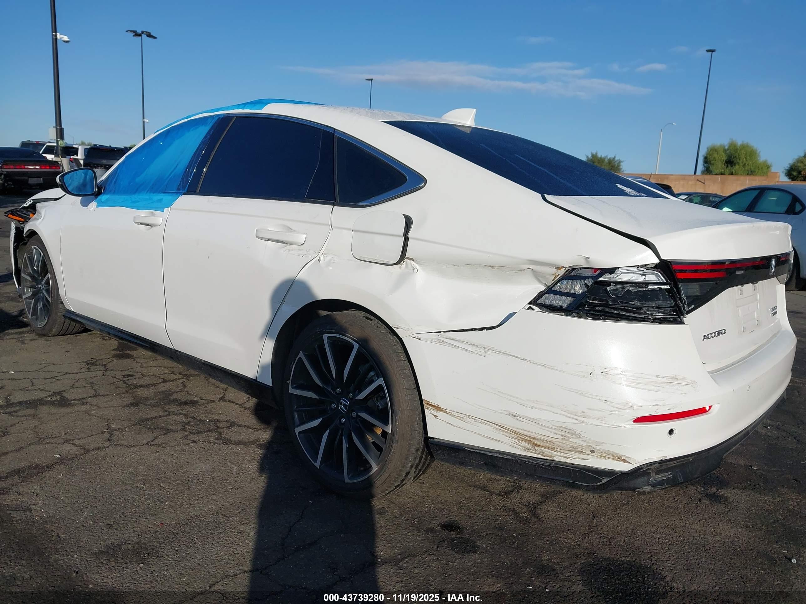 HONDA ACCORD image 3