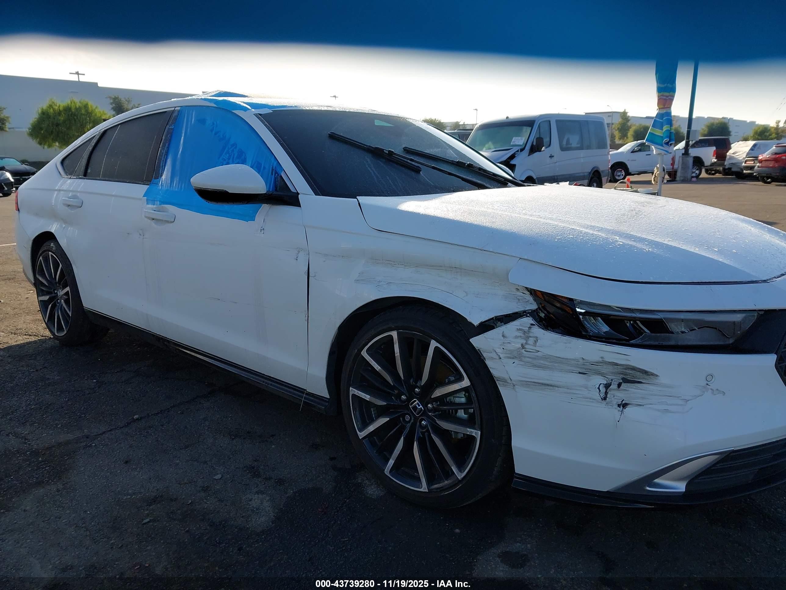 HONDA ACCORD image 6