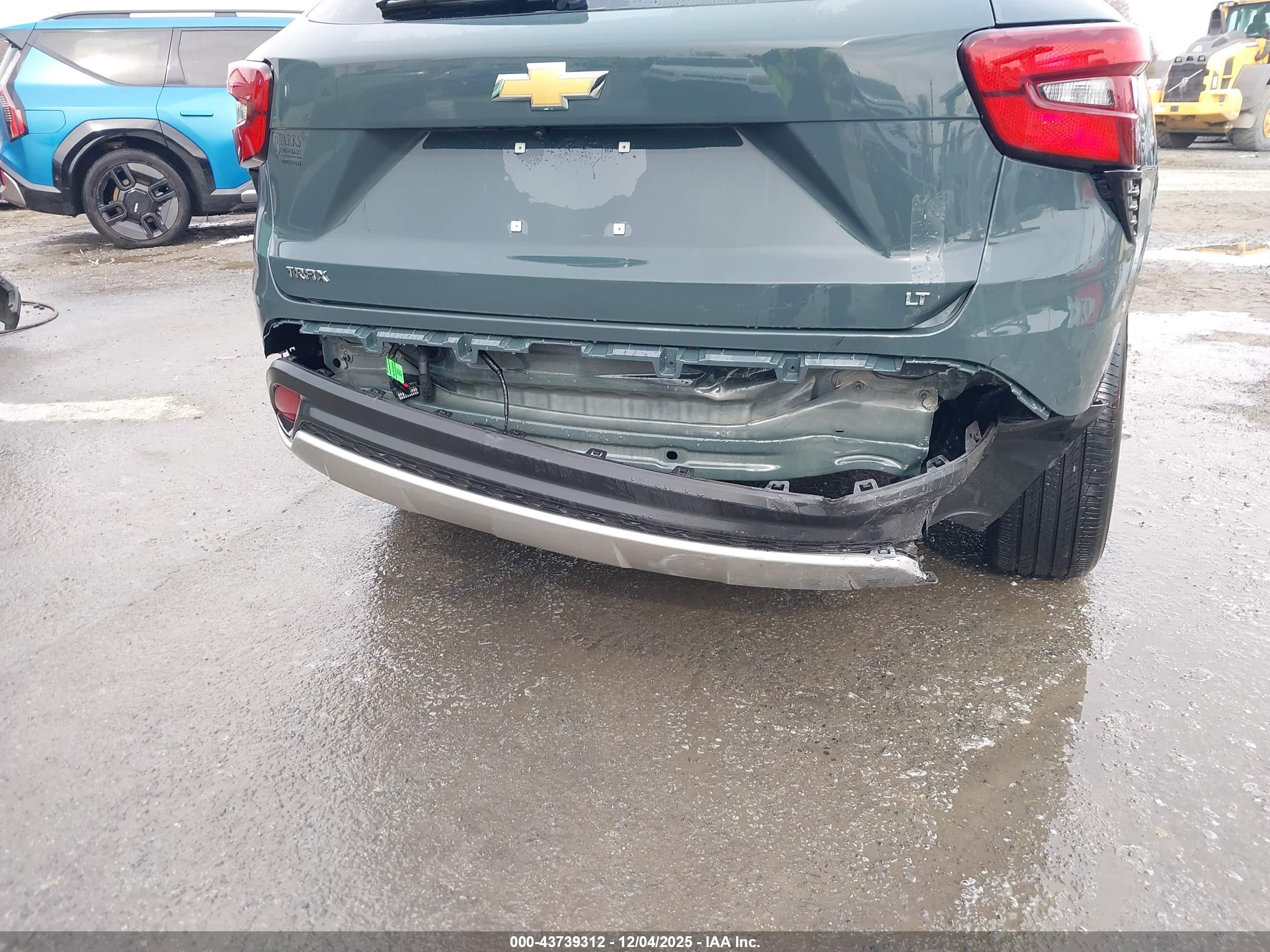 CHEVROLET TRAX image 6