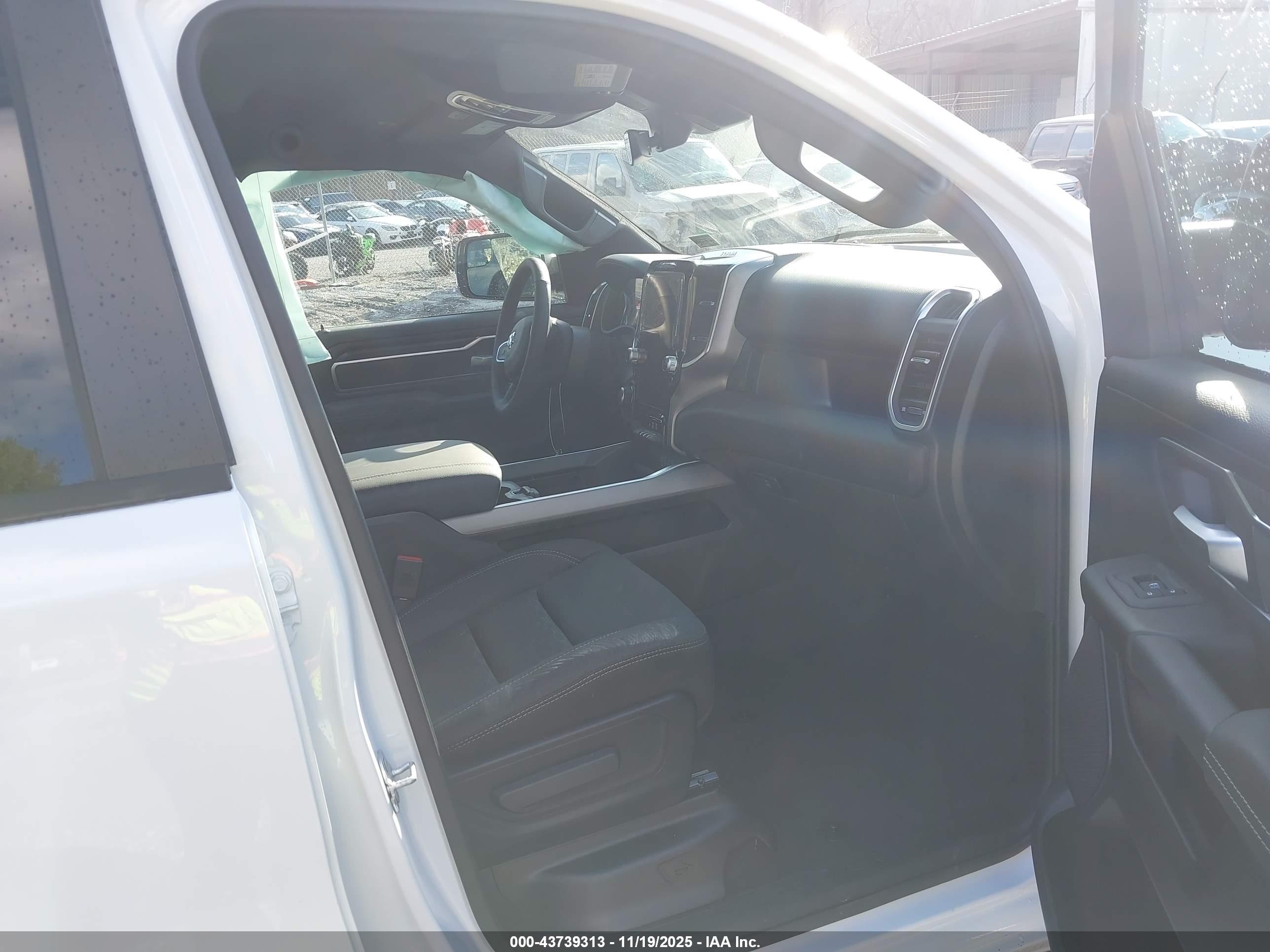 RAM 1500 image 5