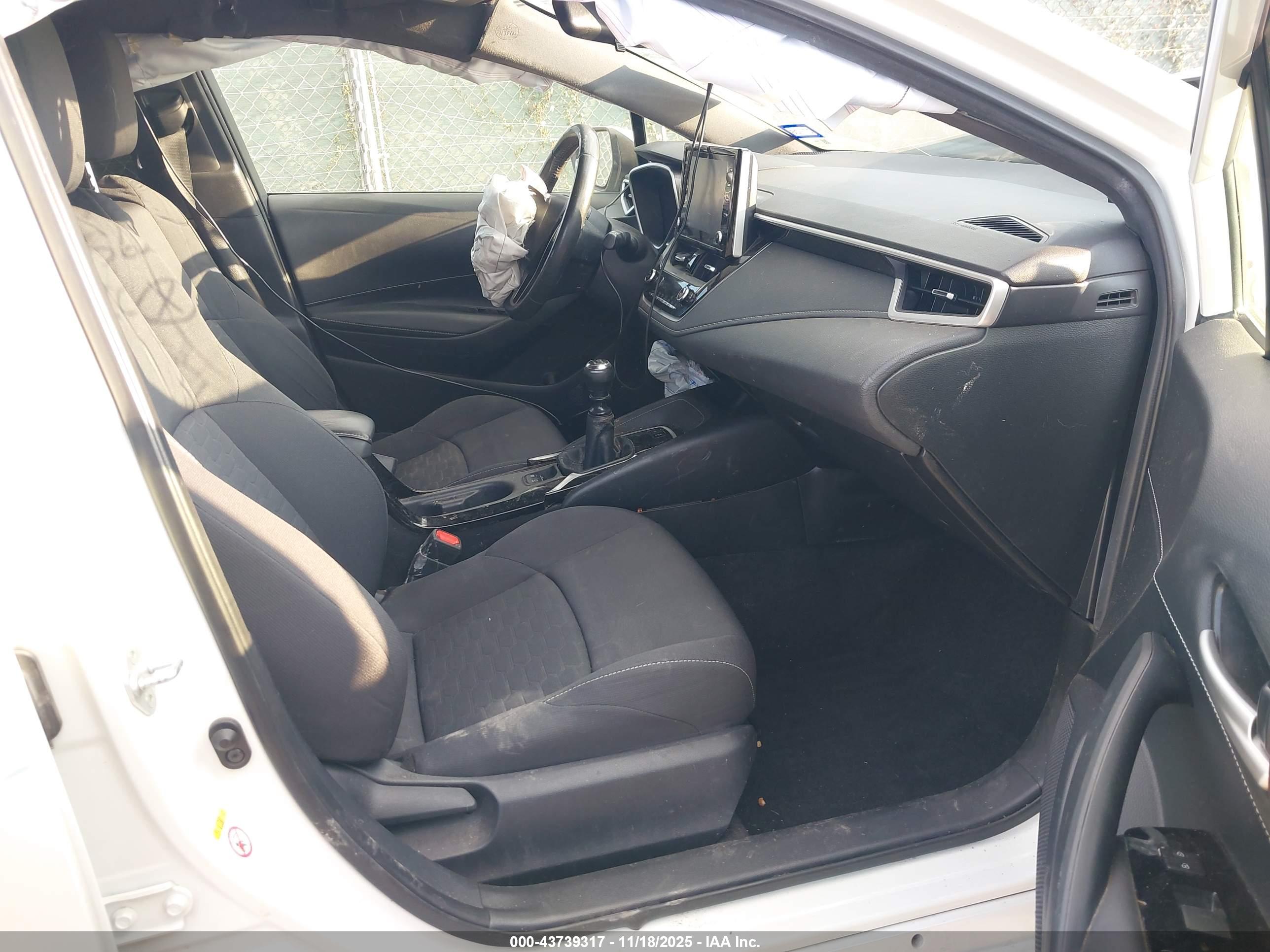 TOYOTA COROLLA image 5