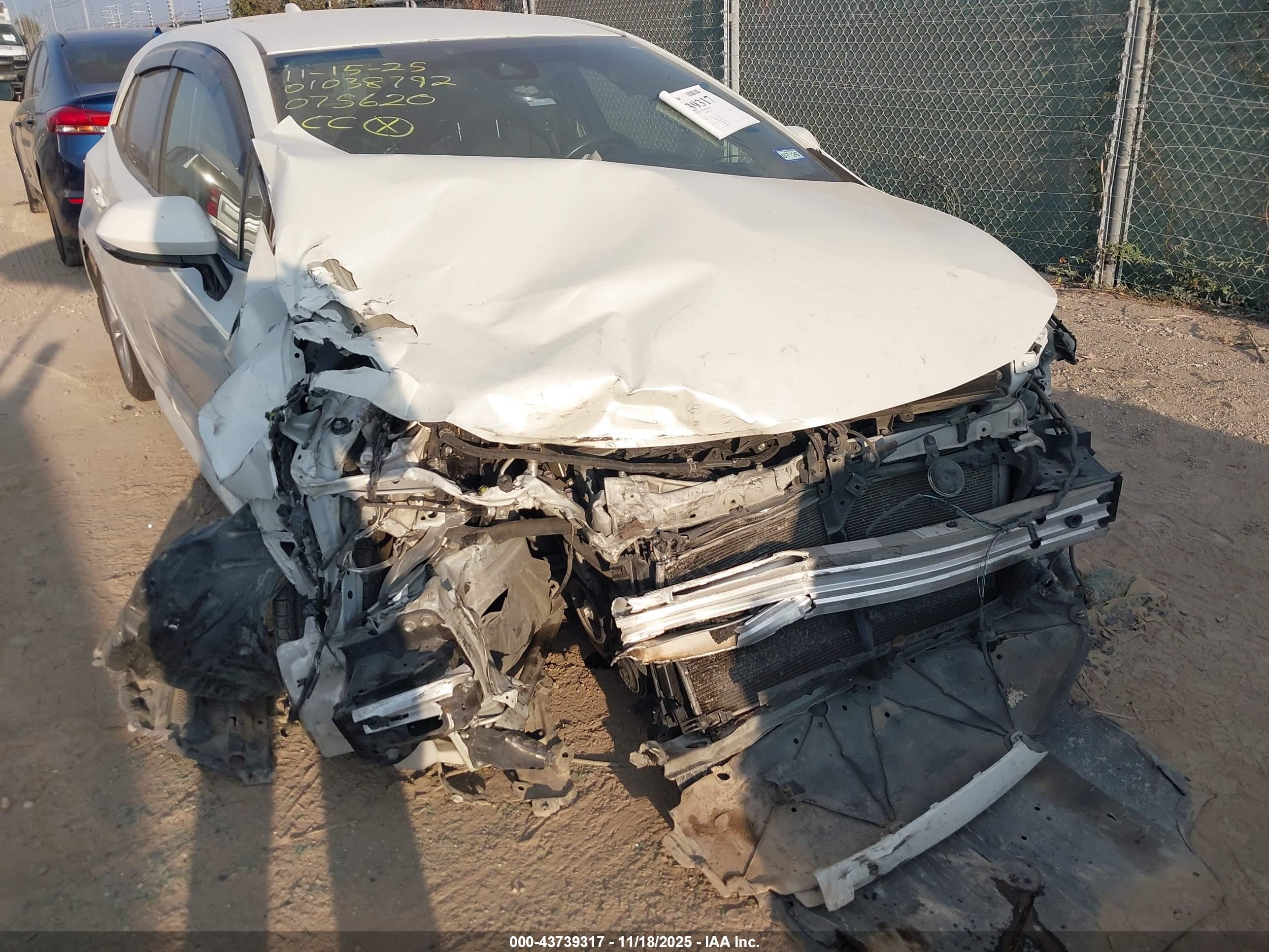 TOYOTA COROLLA image 6