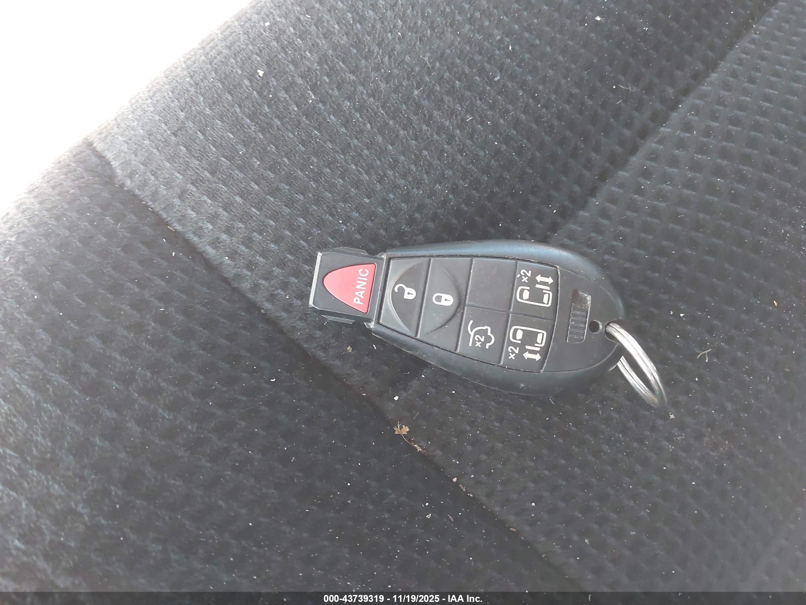 DODGE GRAND image 11