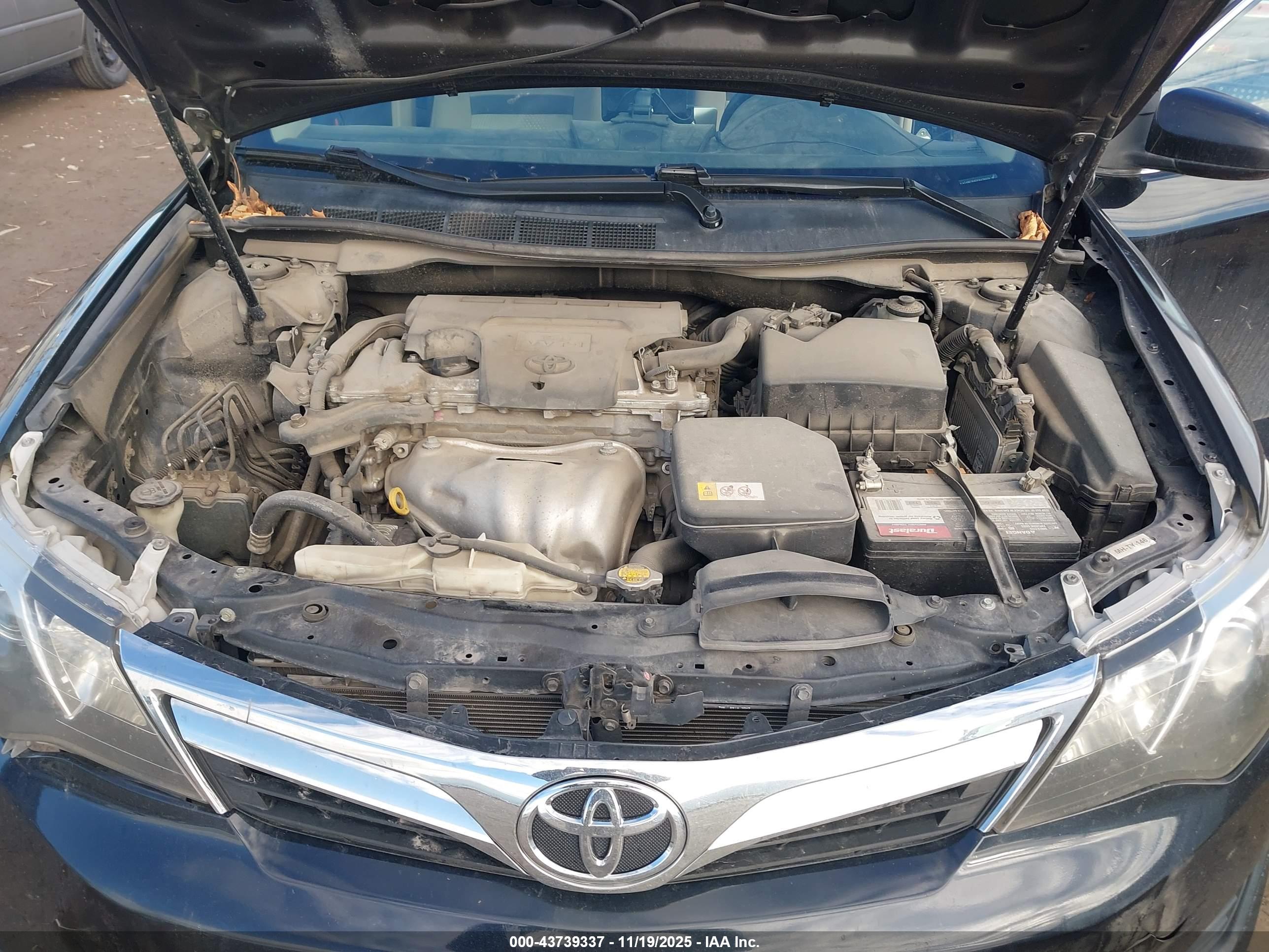 TOYOTA CAMRY image 10