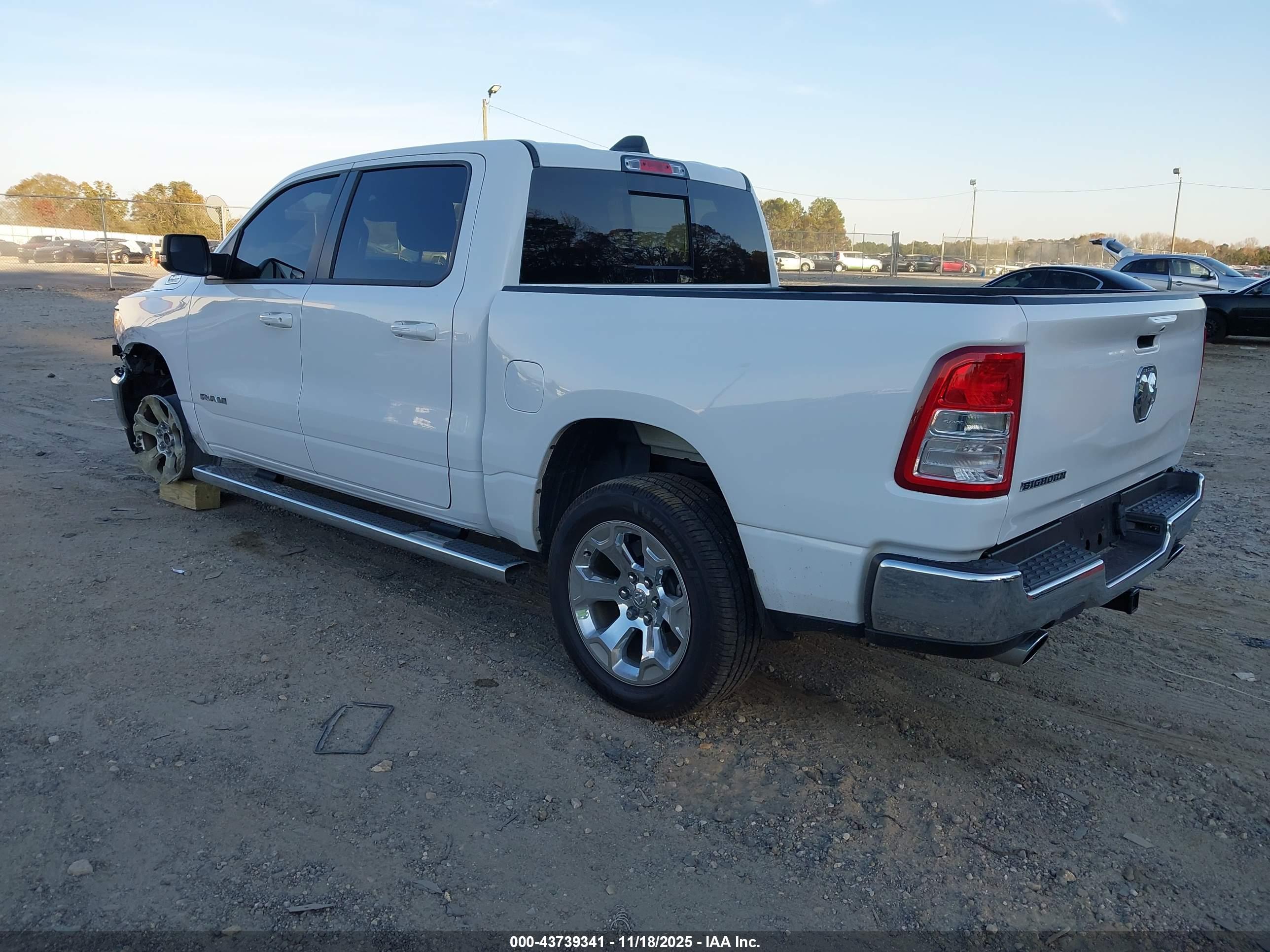 RAM 1500 image 3