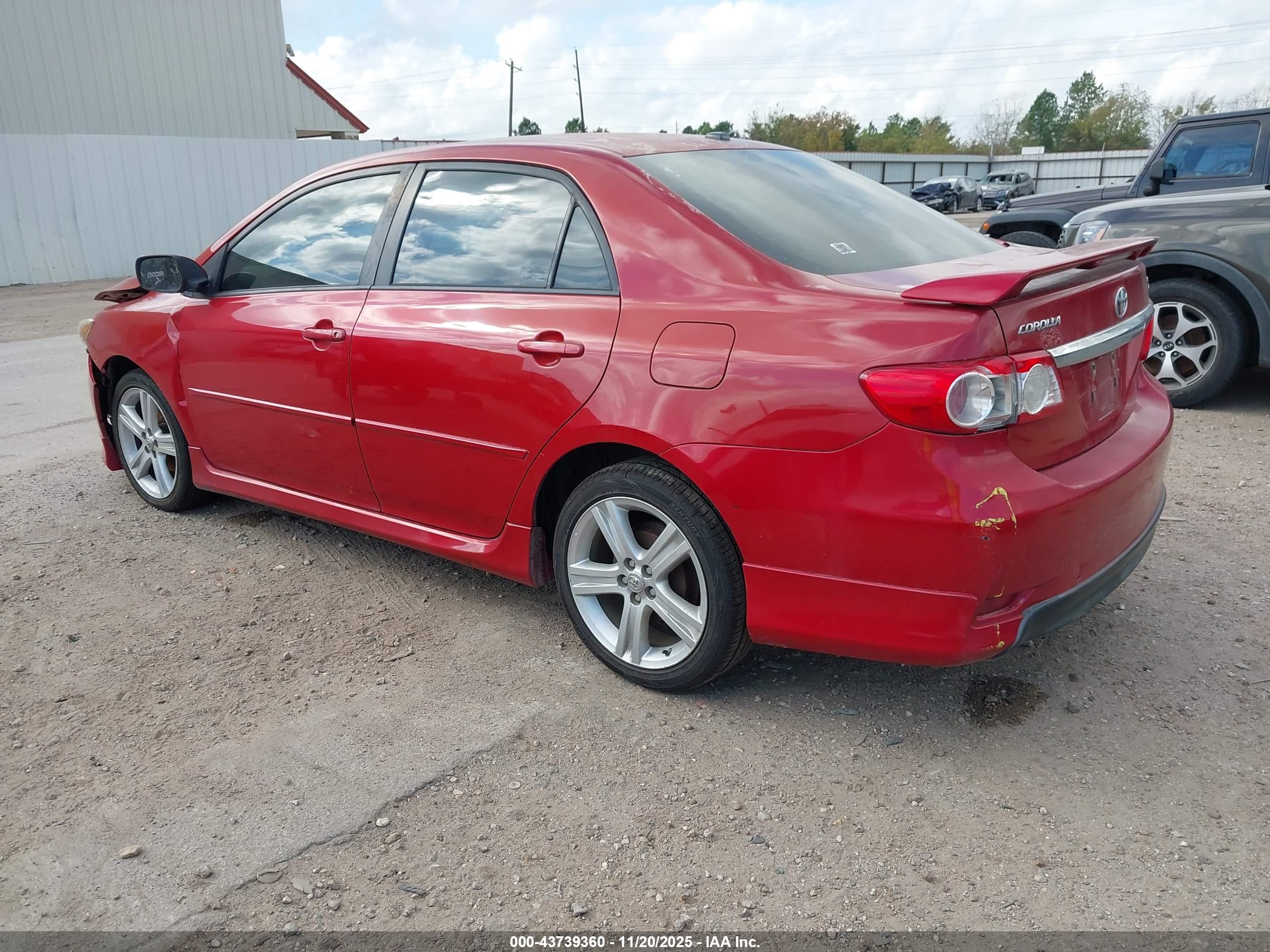 TOYOTA COROLLA image 3