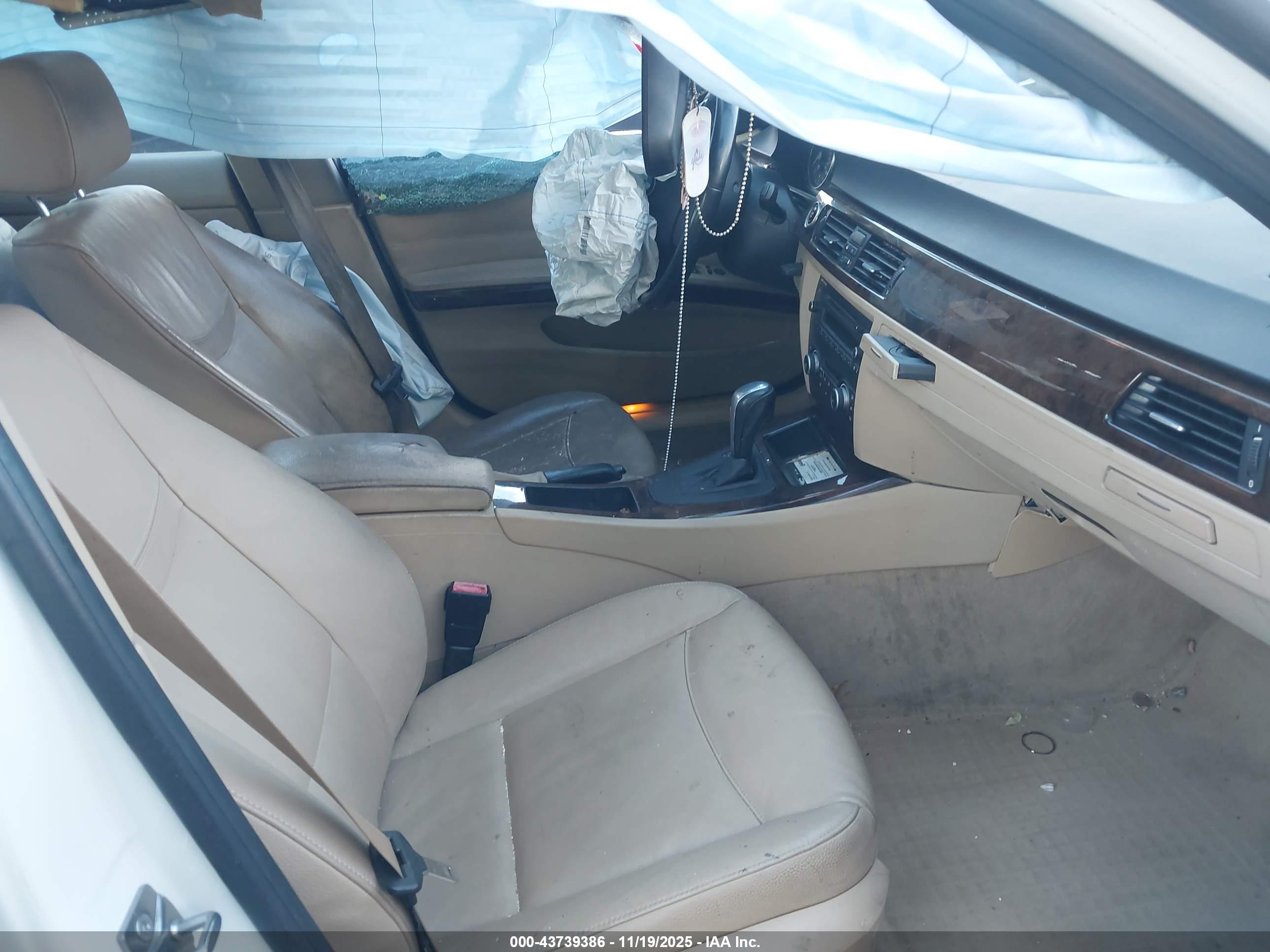 BMW 328I image 5