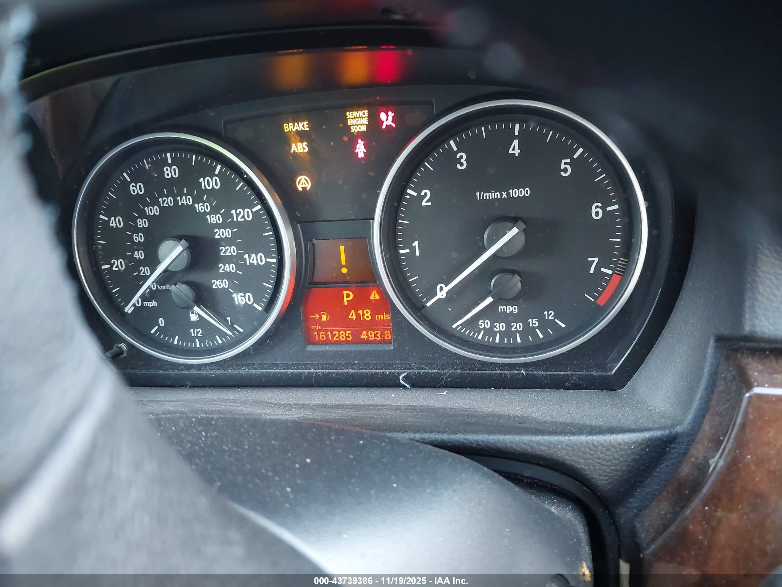 BMW 328I image 7