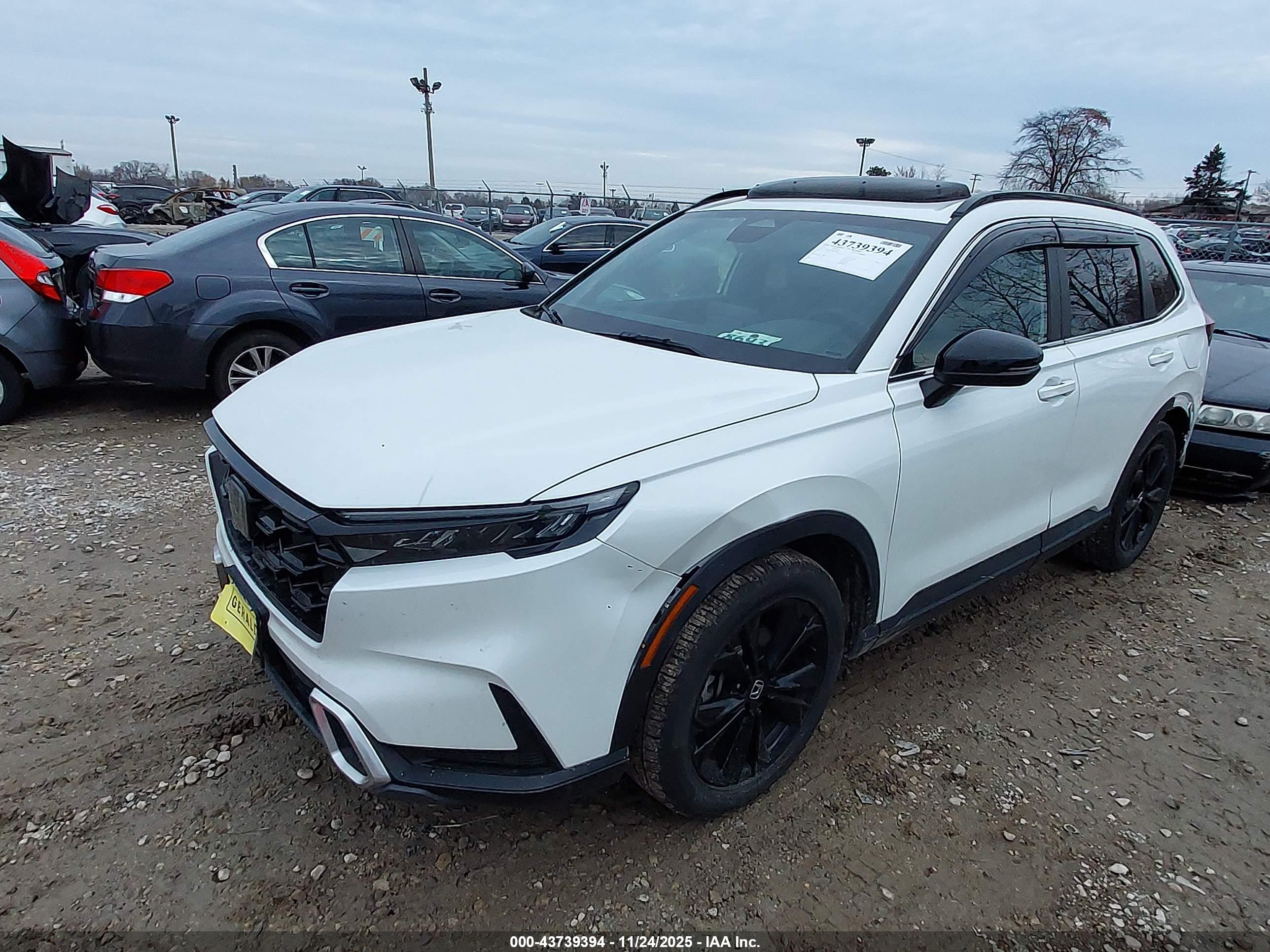 HONDA CR-V image 2