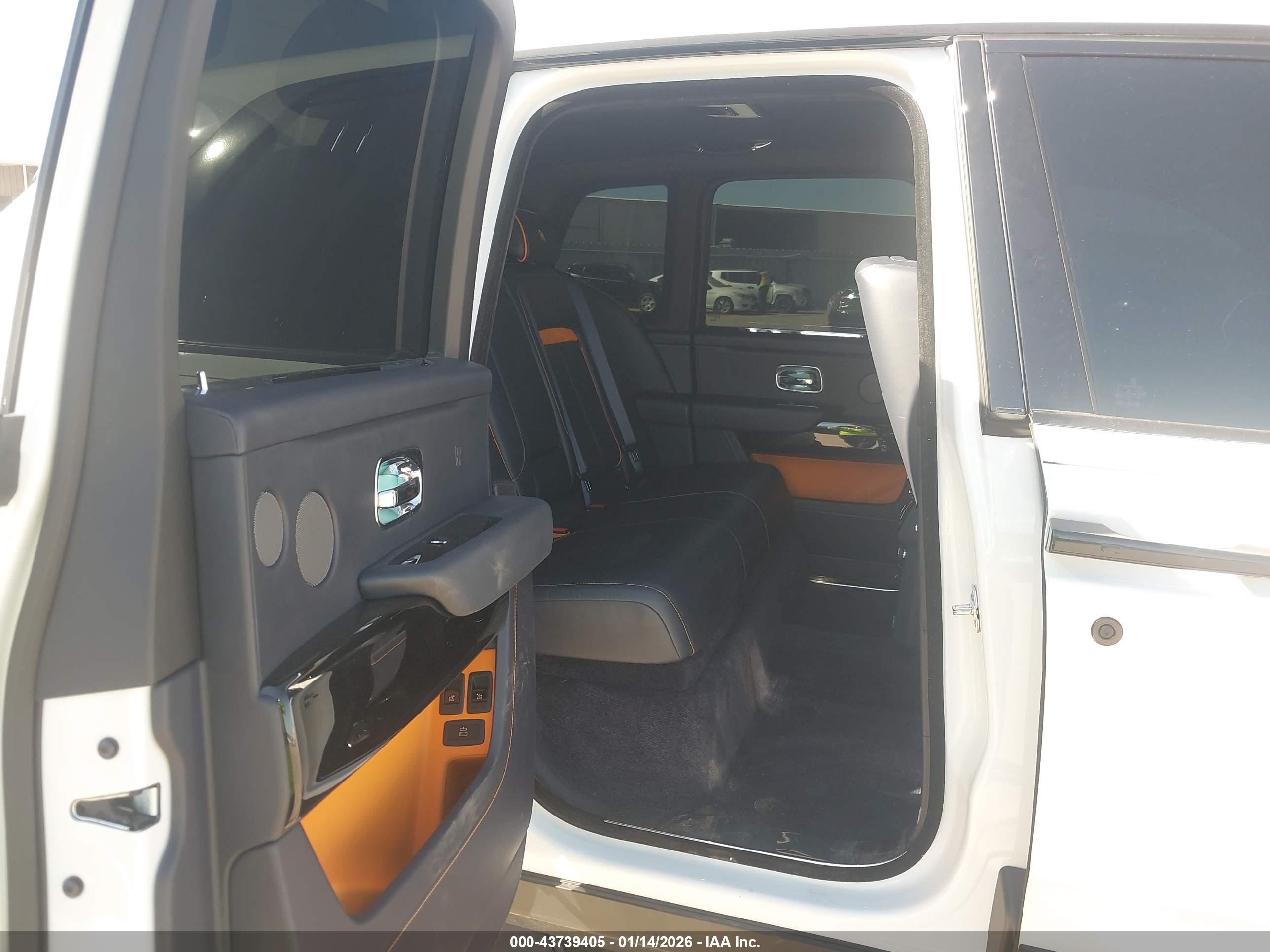 ROLLS-ROYCE CULLINAN image 8