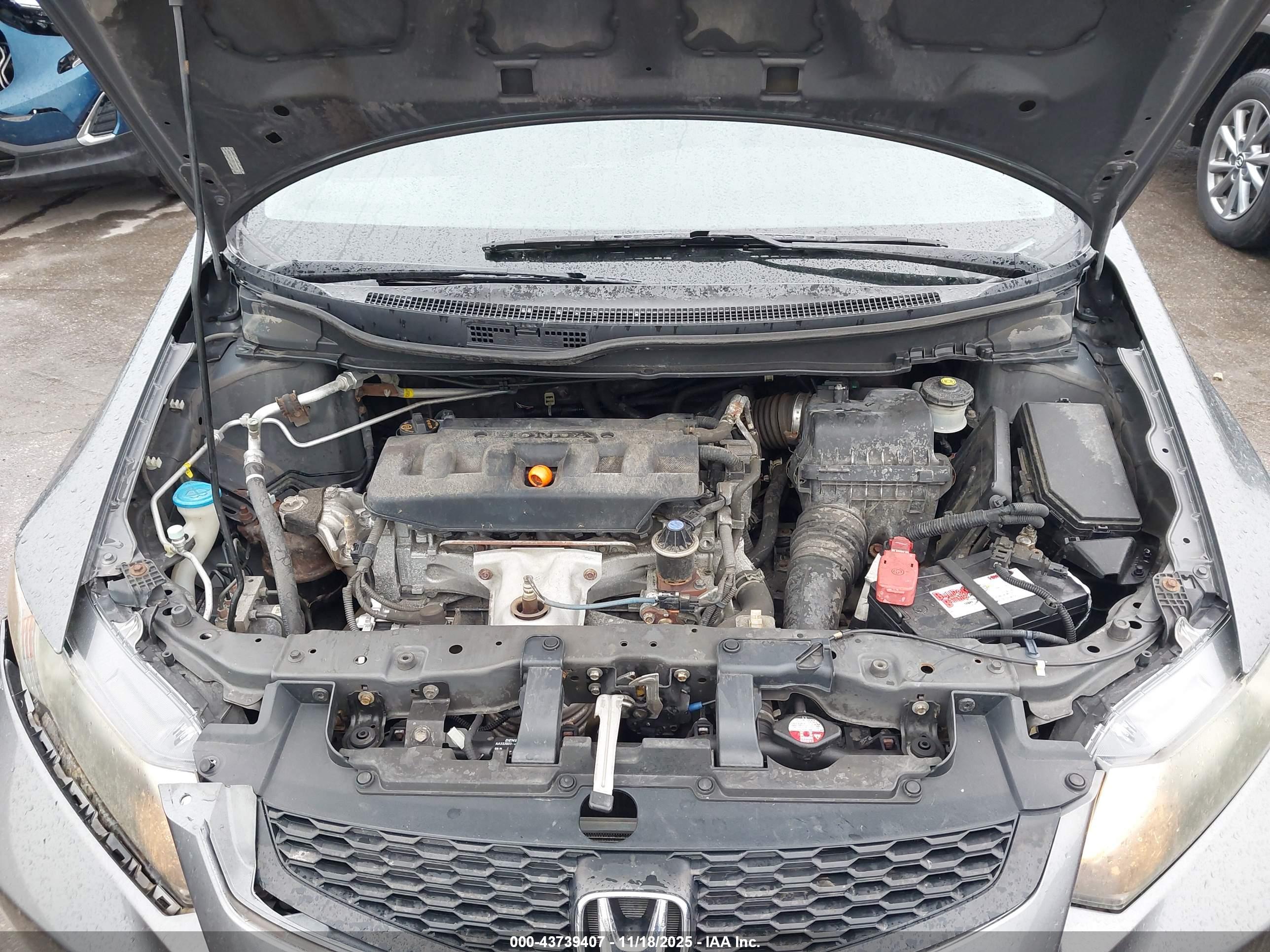 HONDA CIVIC image 10