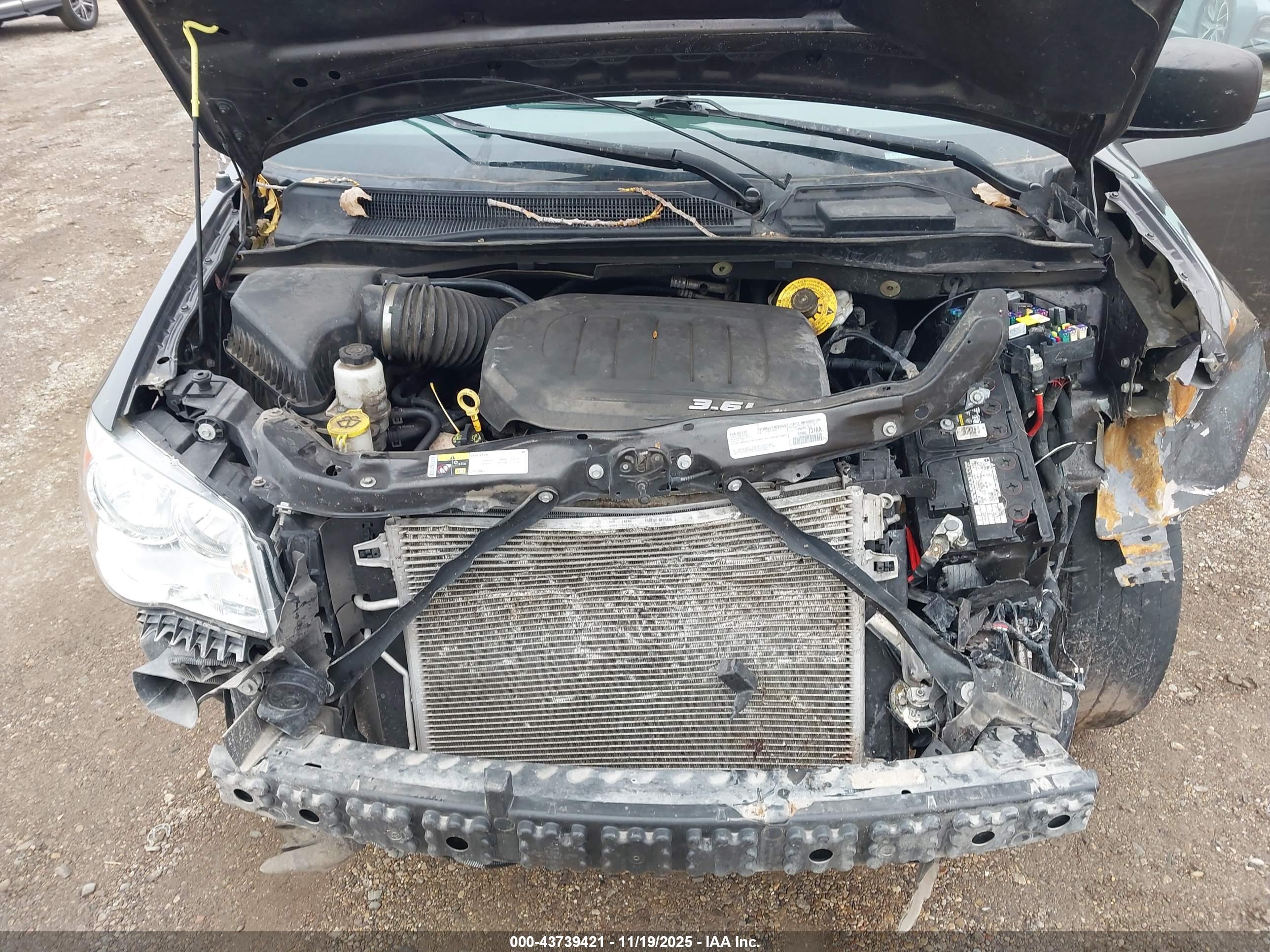 DODGE GRAND image 10