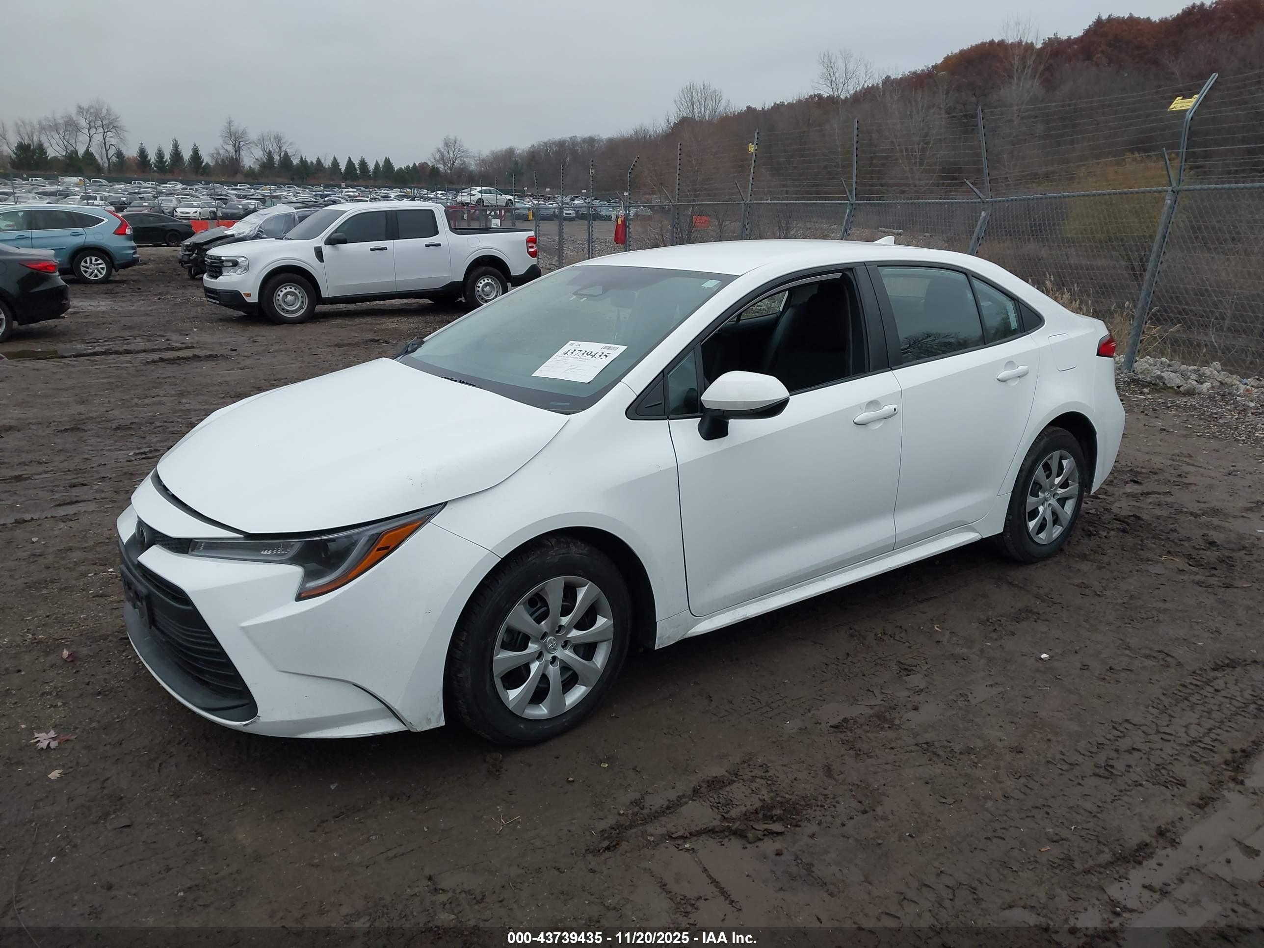 TOYOTA COROLLA image 2