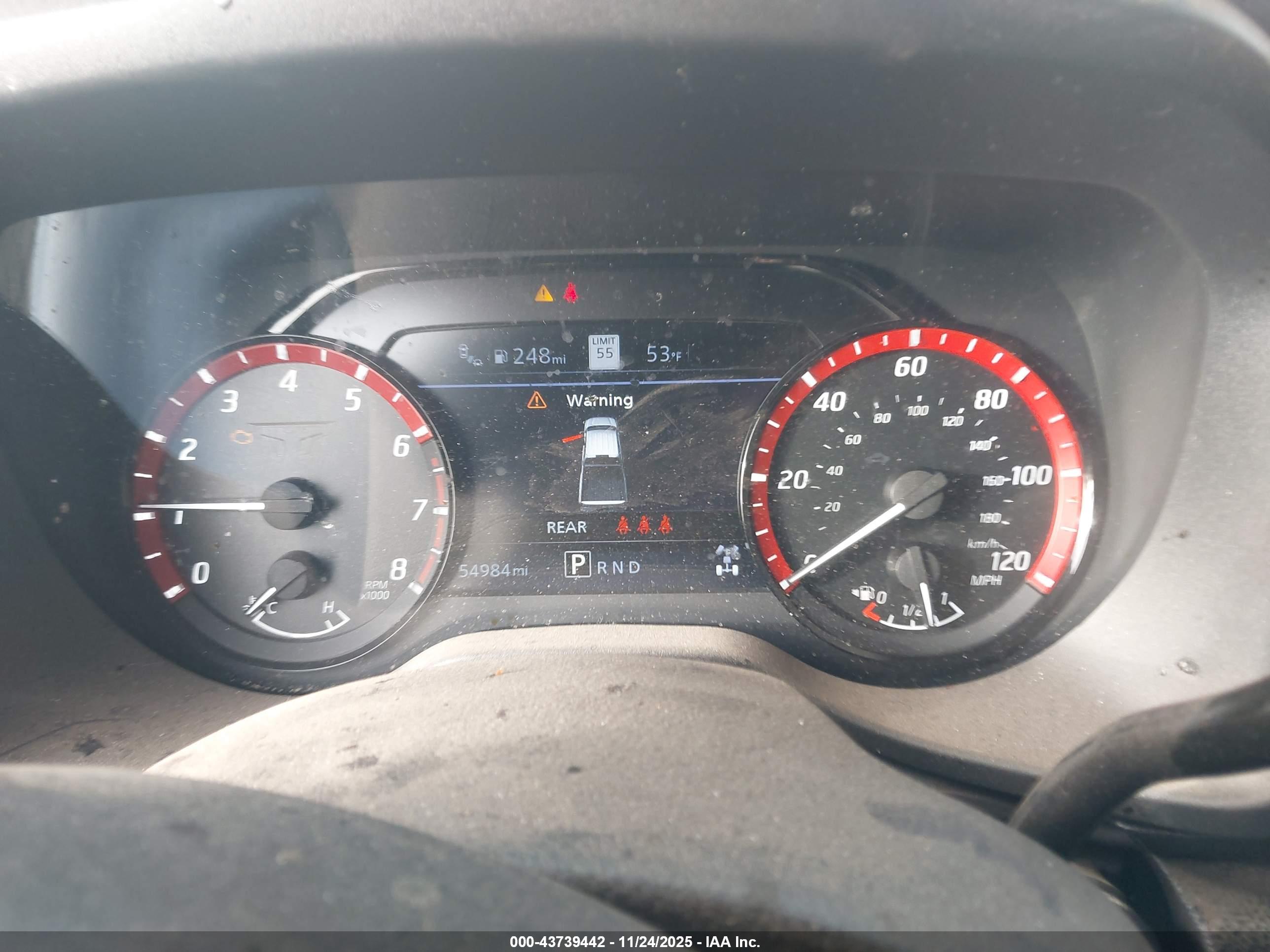 NISSAN TITAN image 7