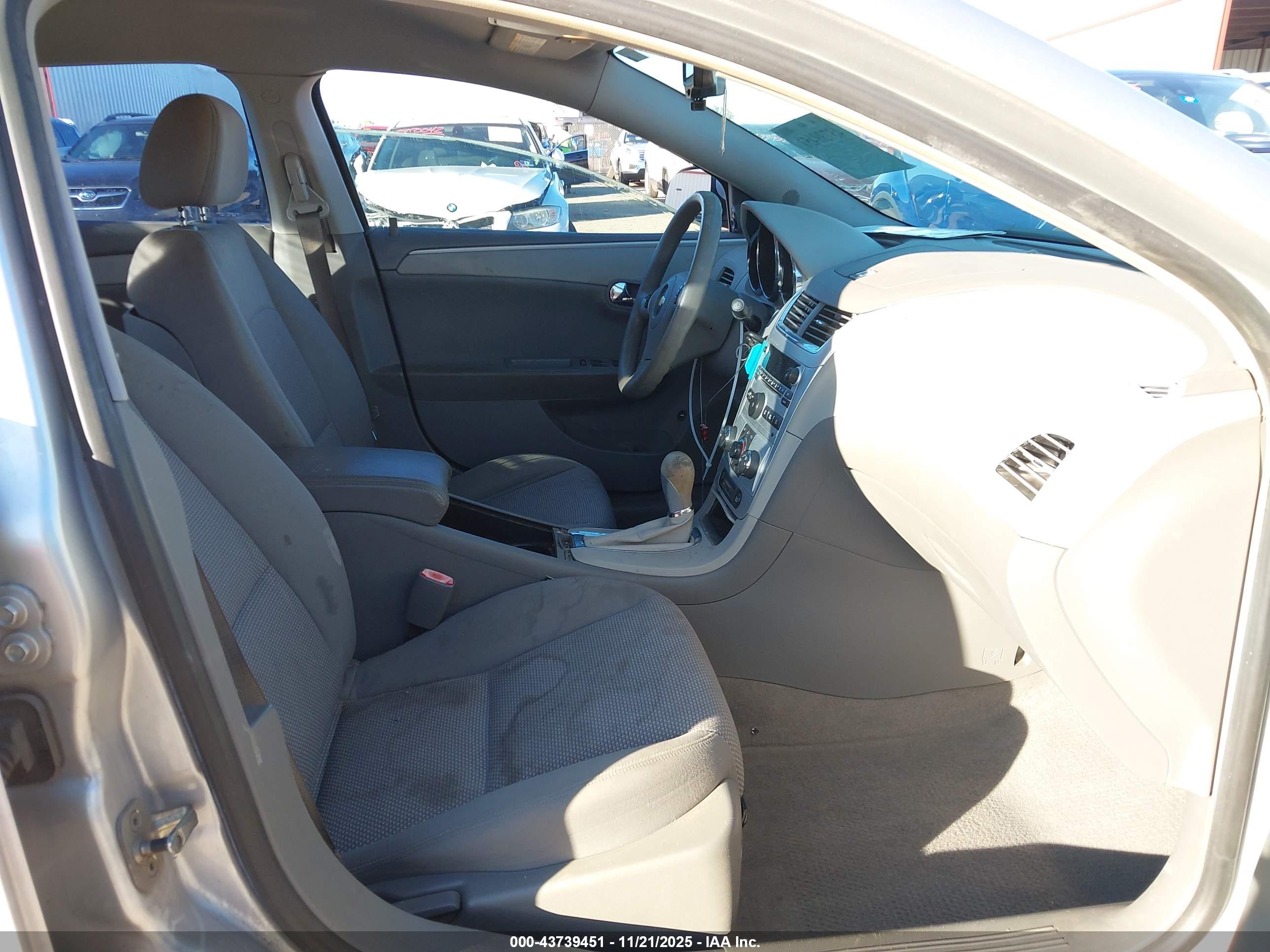 CHEVROLET MALIBU image 5